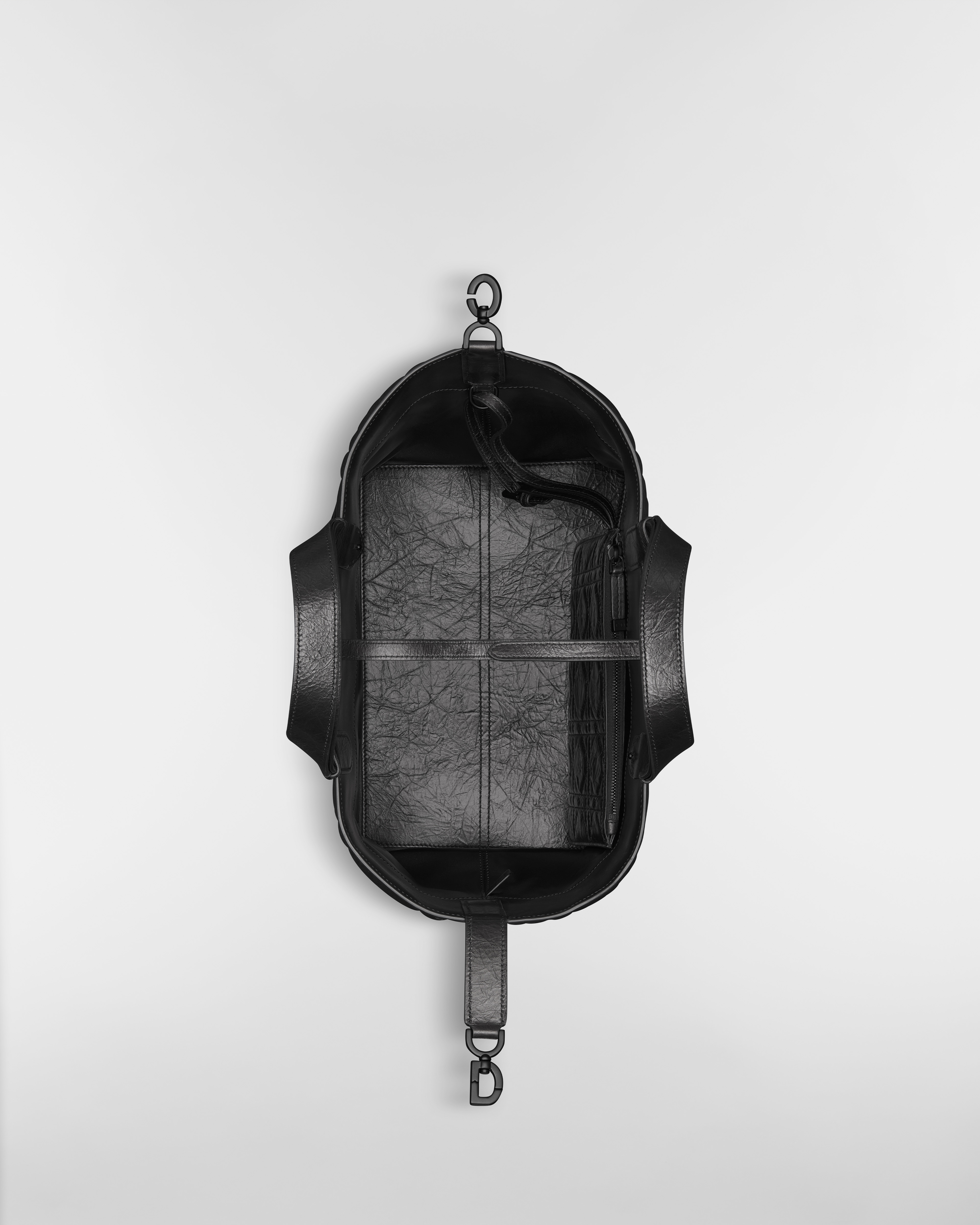 Dior Toujours バッグ ミディアム マクロカナージュ クリンクルド カーフスキン E06