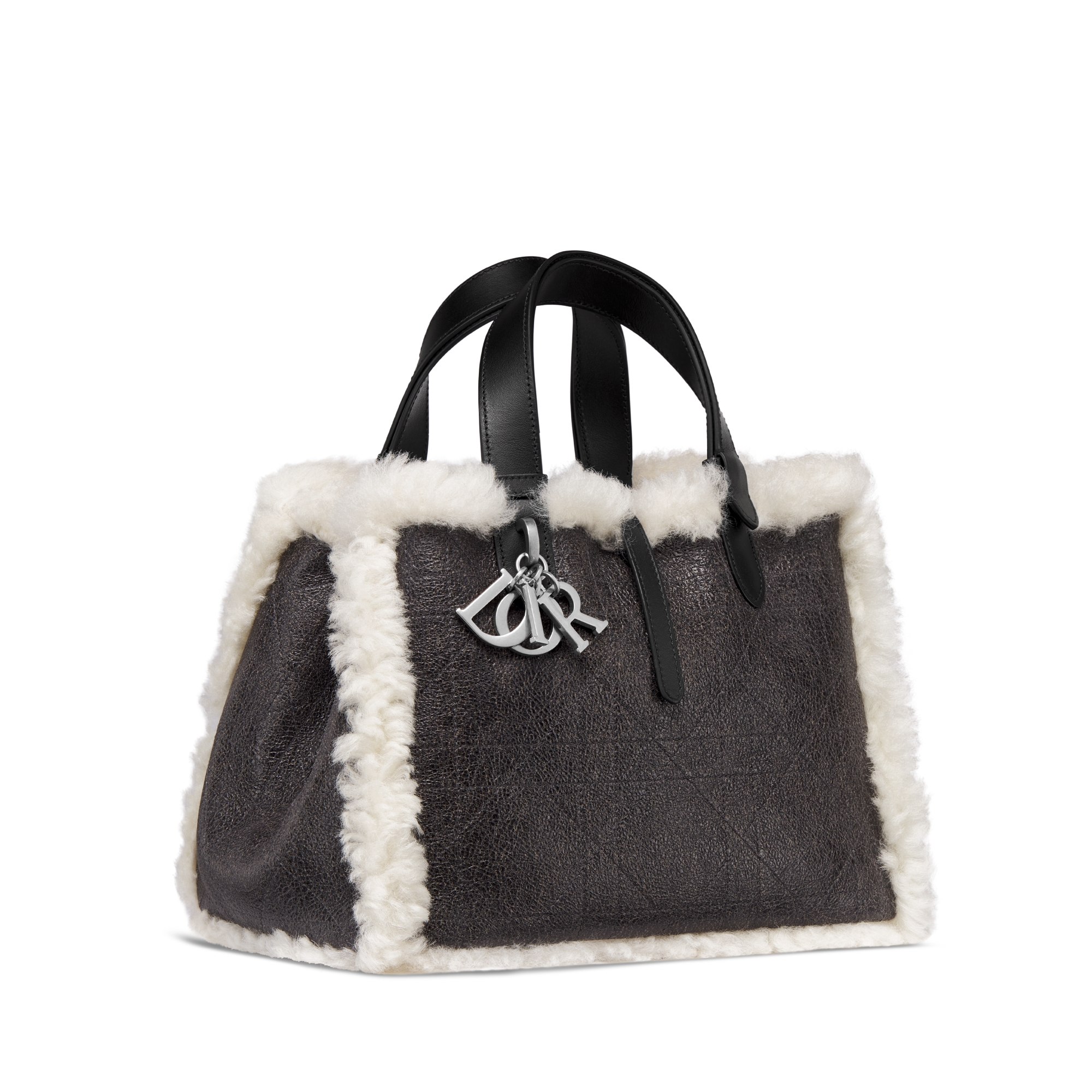 Middelgrote Dior Toujours-tas uit de DiorAlps-lijn Antracietgrijs lamsleer met Macrocannage-motief en verouderd effect en ecrukleurige merinowol E03