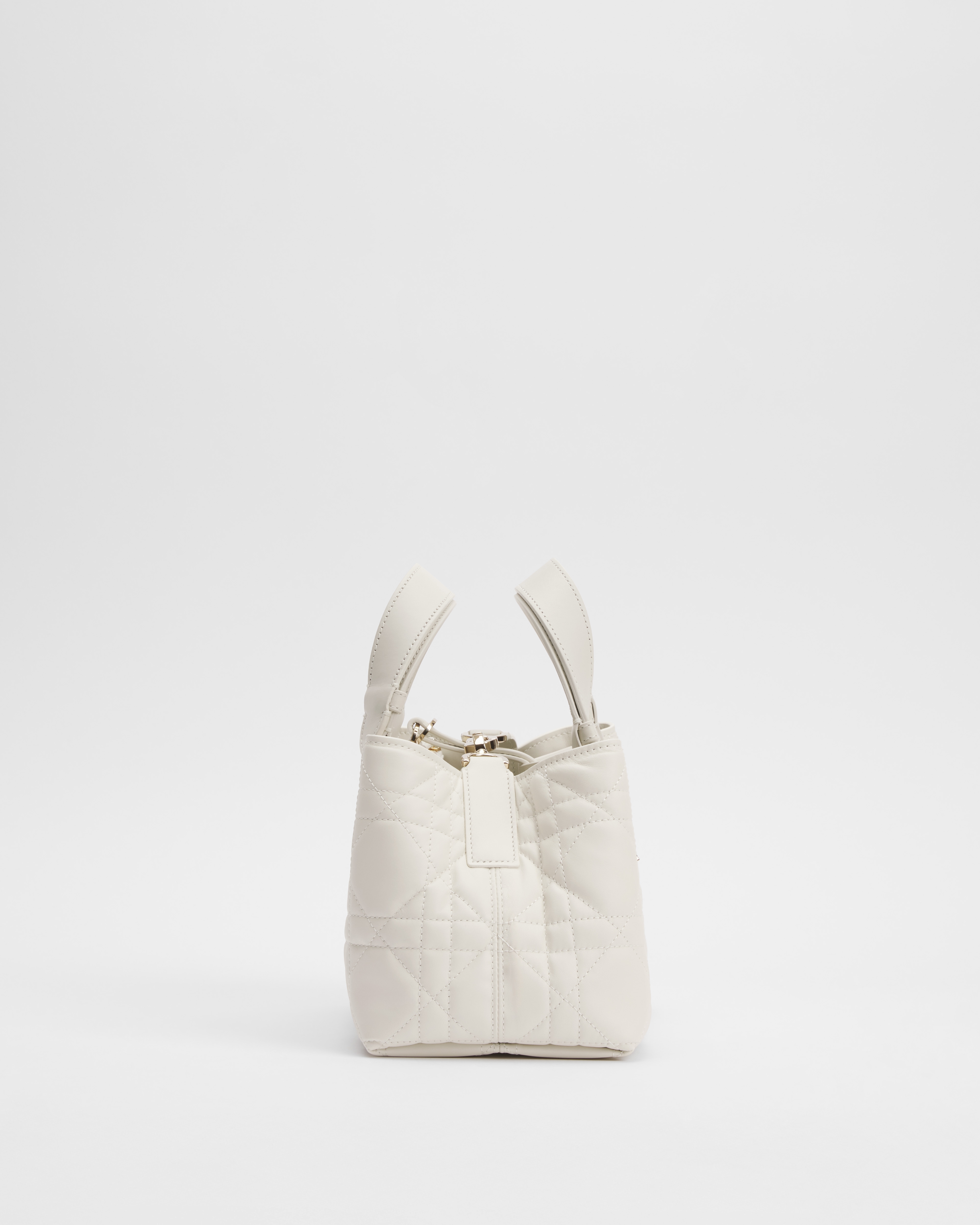 Bolso pequeño Dior Toujours Piel de becerro Macrocannage latte E02