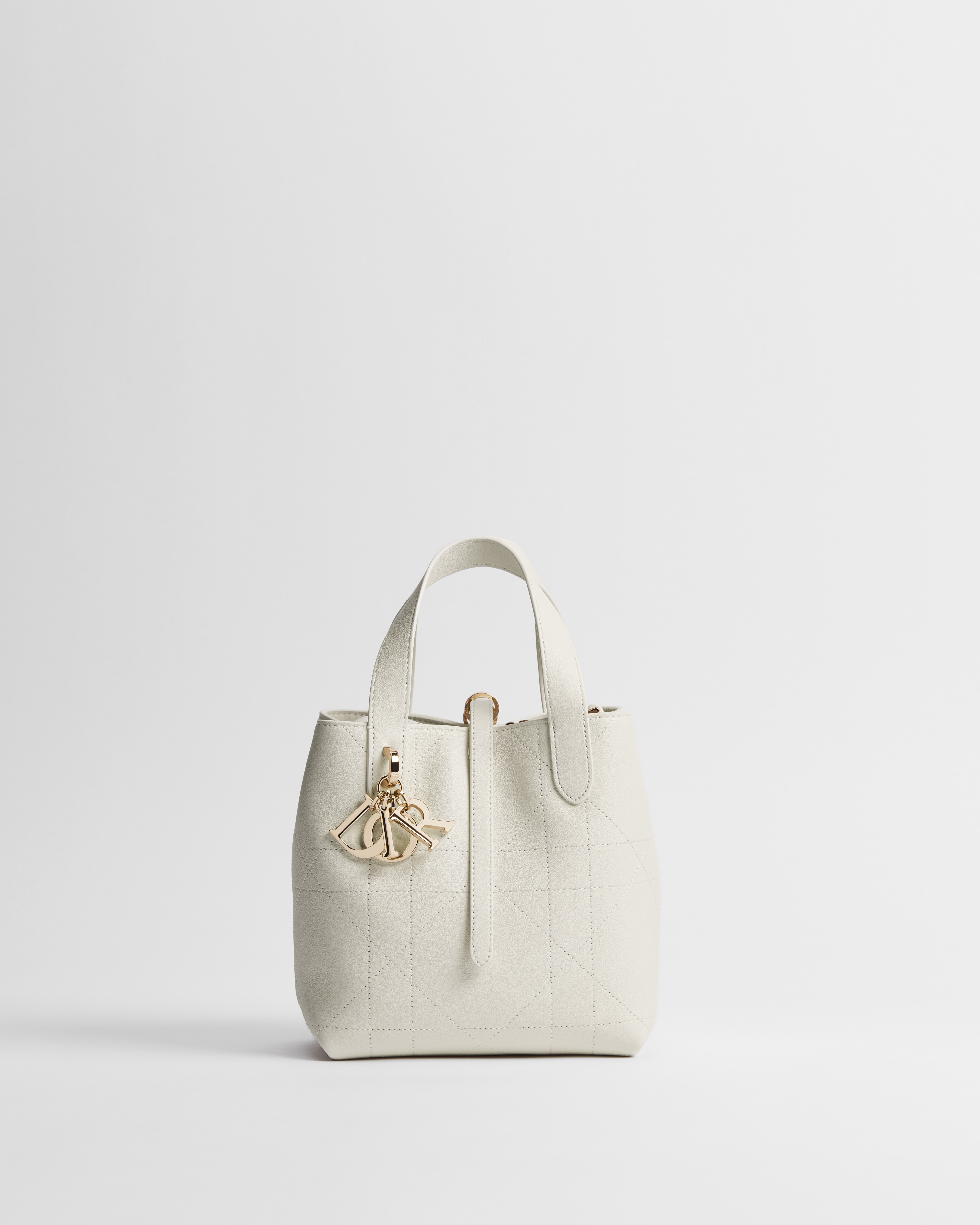 Small Dior Toujours Vertical Tote Bag Latte Flat Macrocannage Calfskin E01