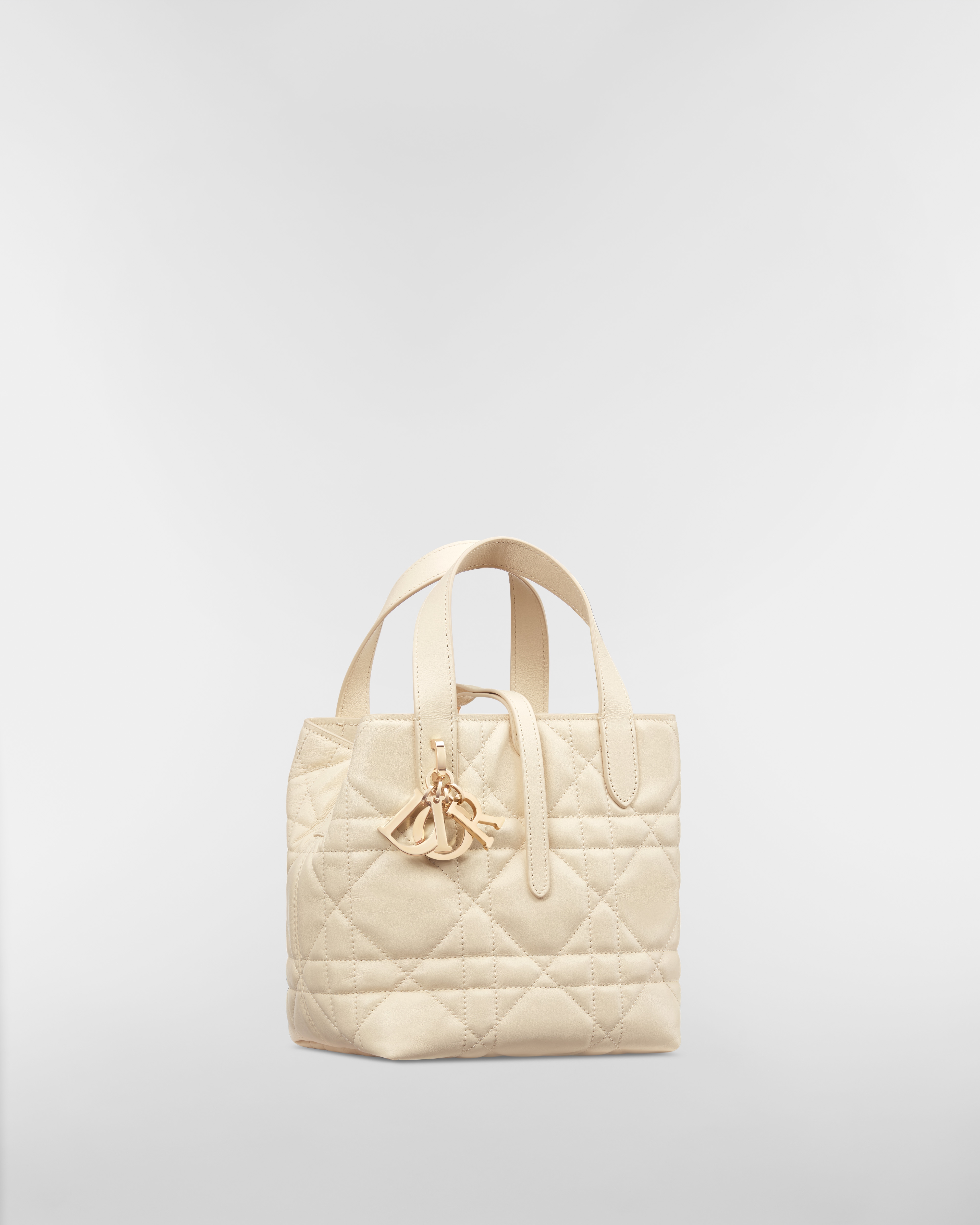 小碼 Dior Toujours 直向手挽袋 淺米色大型藤格紋圖案小牛皮 E03