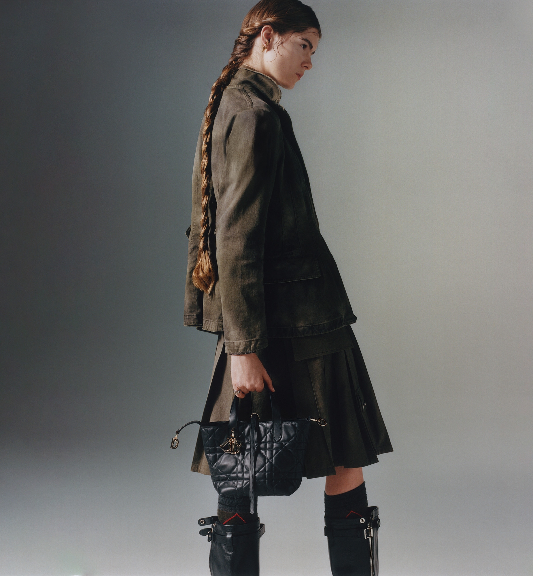 Small Dior Toujours Vertical Tote Bag Black Macrocannage Calfskin E13