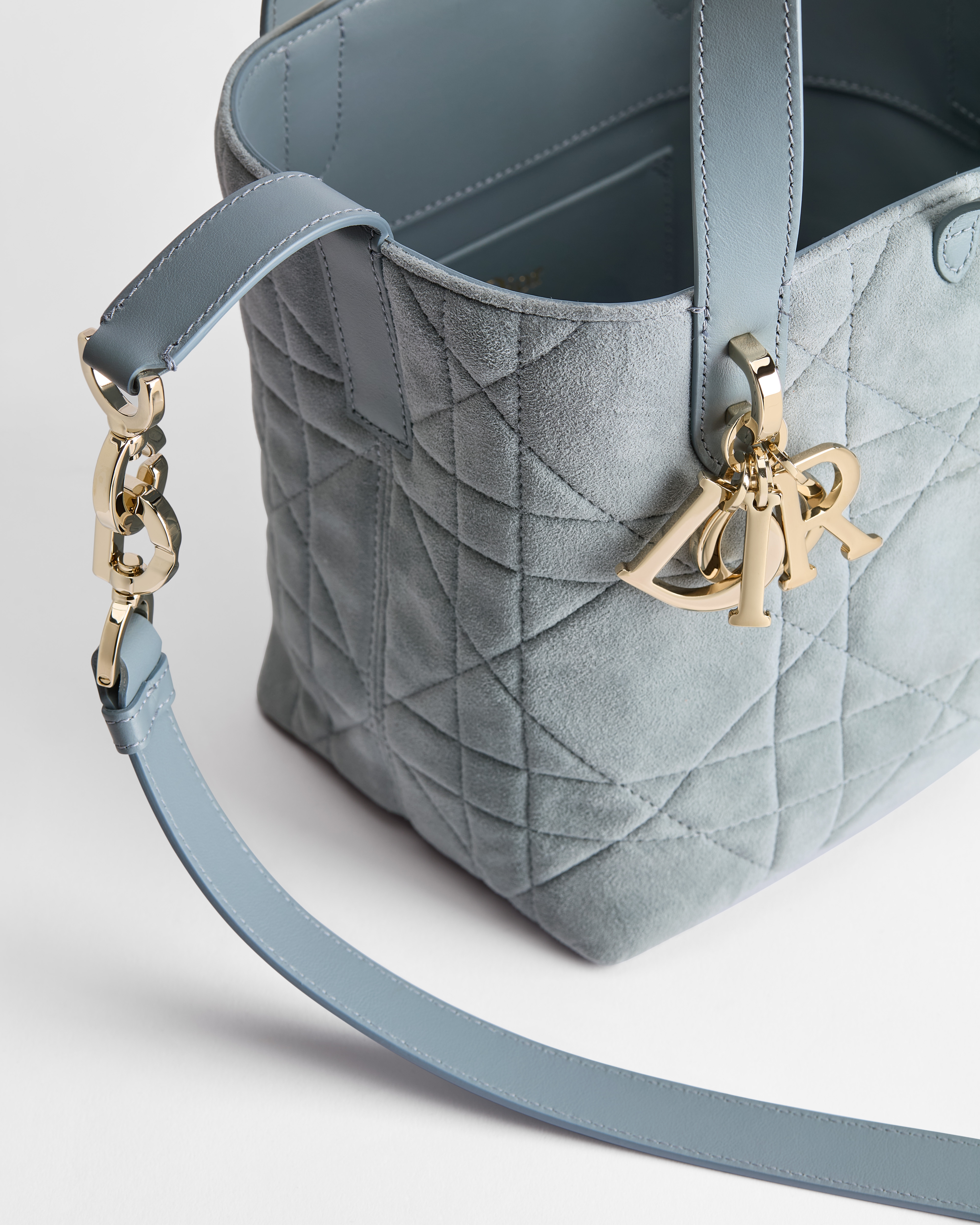 Small Dior Toujours Vertical Tote Bag Bleu Ciel Macrocannage Suede Goatskin E06