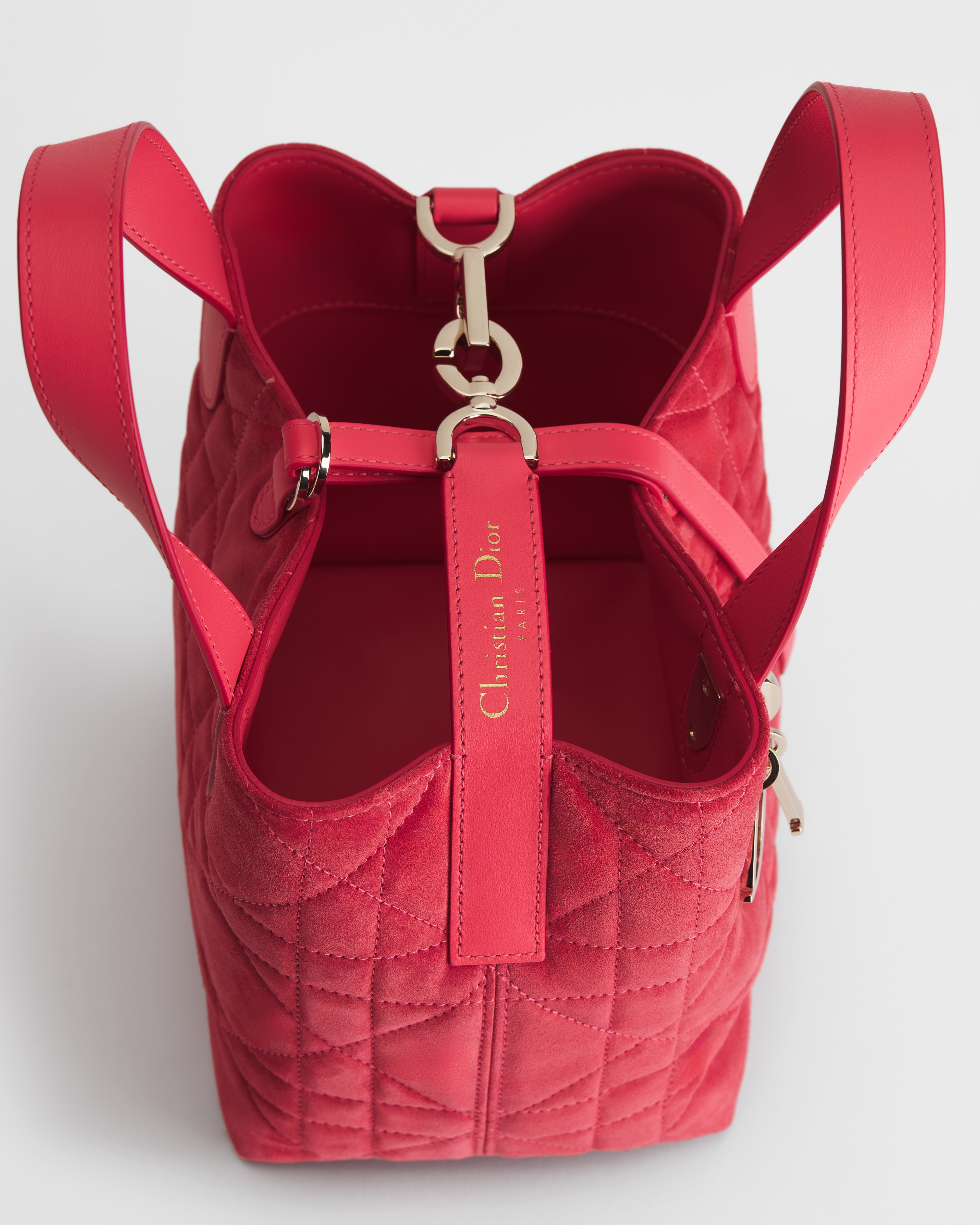 Kleine Dior Toujours Tote Bag im Hochformat Macrocannage Kalbsveloursleder in Rose Peony E06