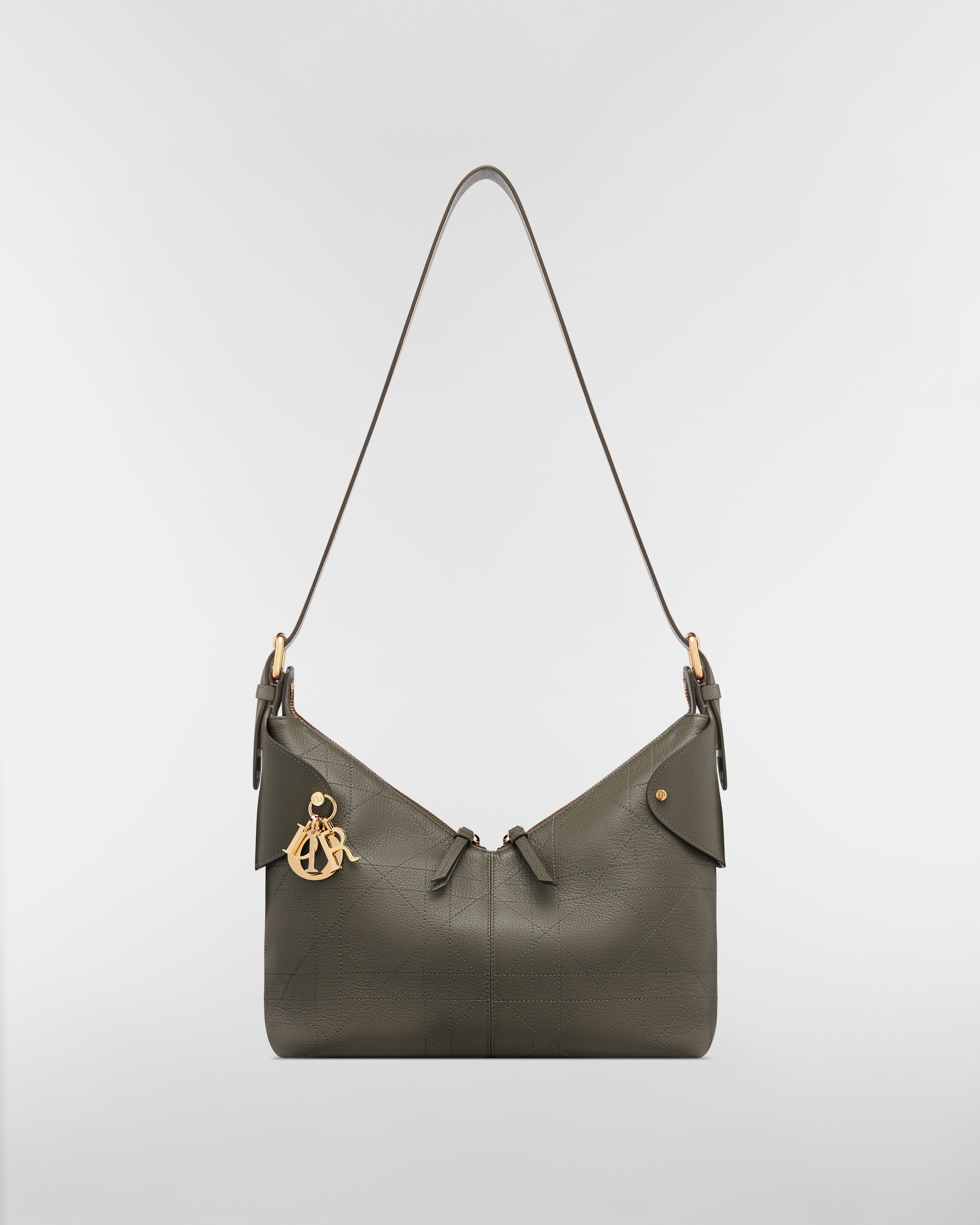 Medium Dior Voyage Bag Olive Taupe Flat Macrocannage Grained Calfskin E07