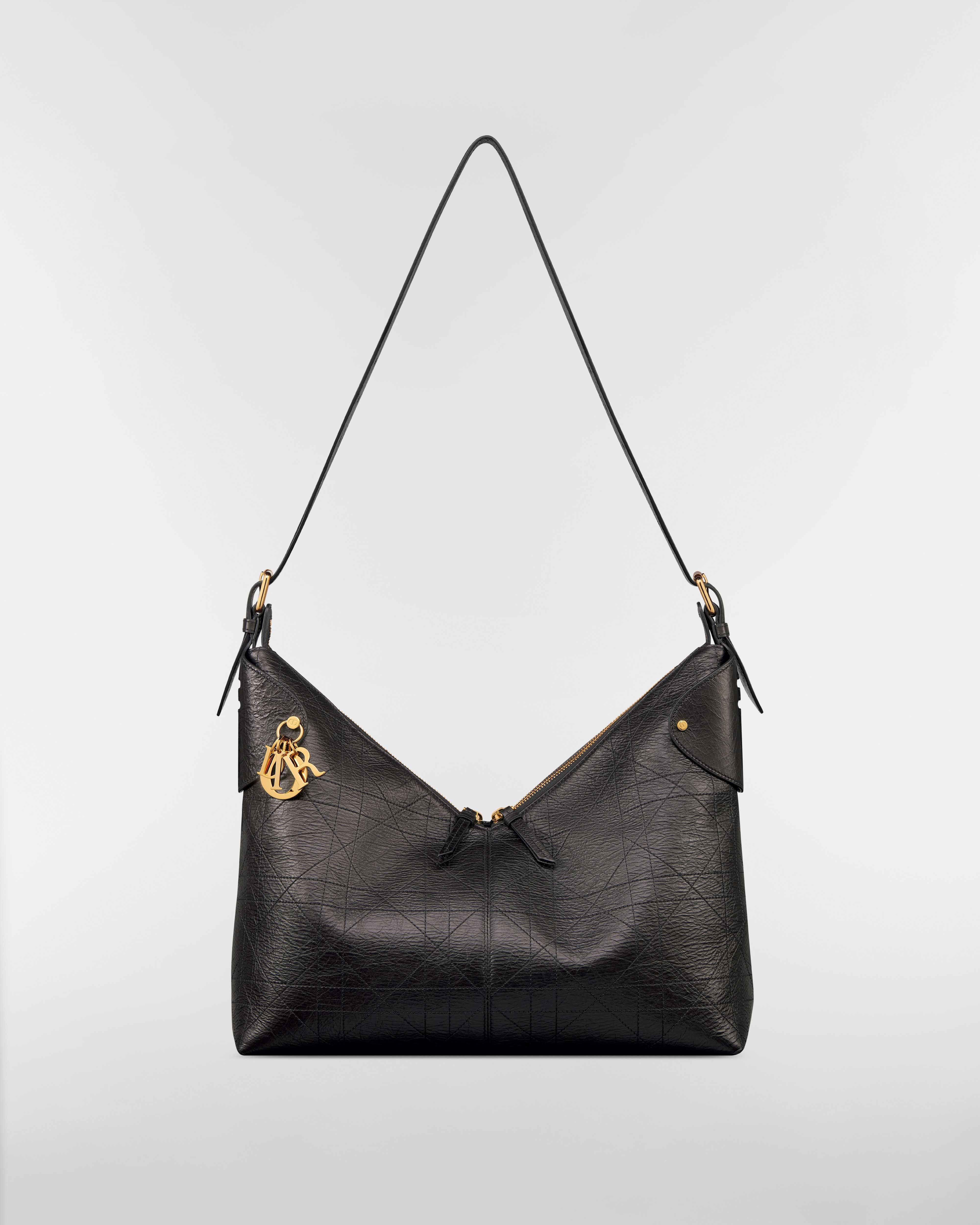 Große Dior Voyage Tasche Flat Macrocannage Kalbsleder in Knitteroptik in Schwarz E07