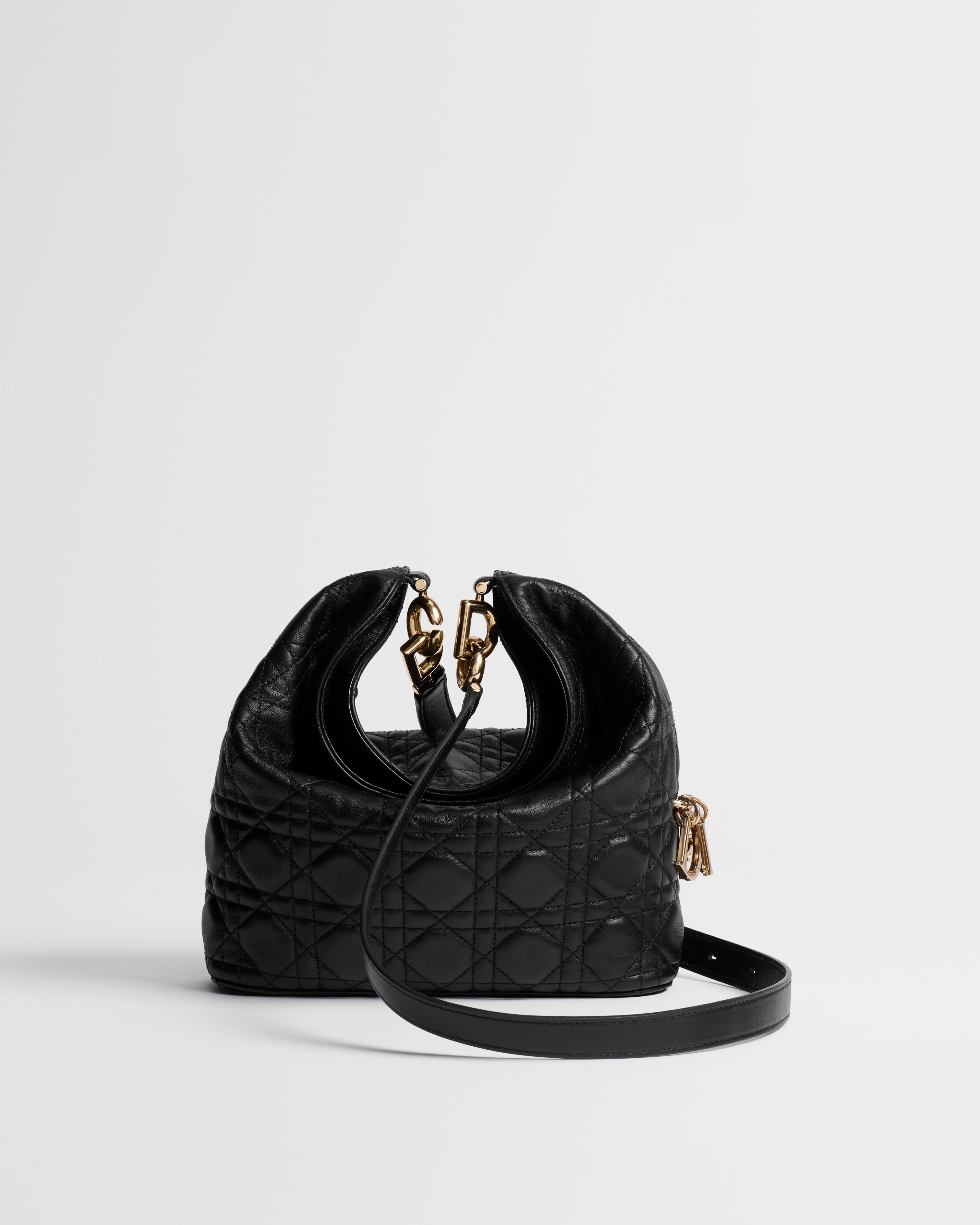 Kleine Dior Toujours-hobotas Zwart lamsleer met Cannage-motief E03