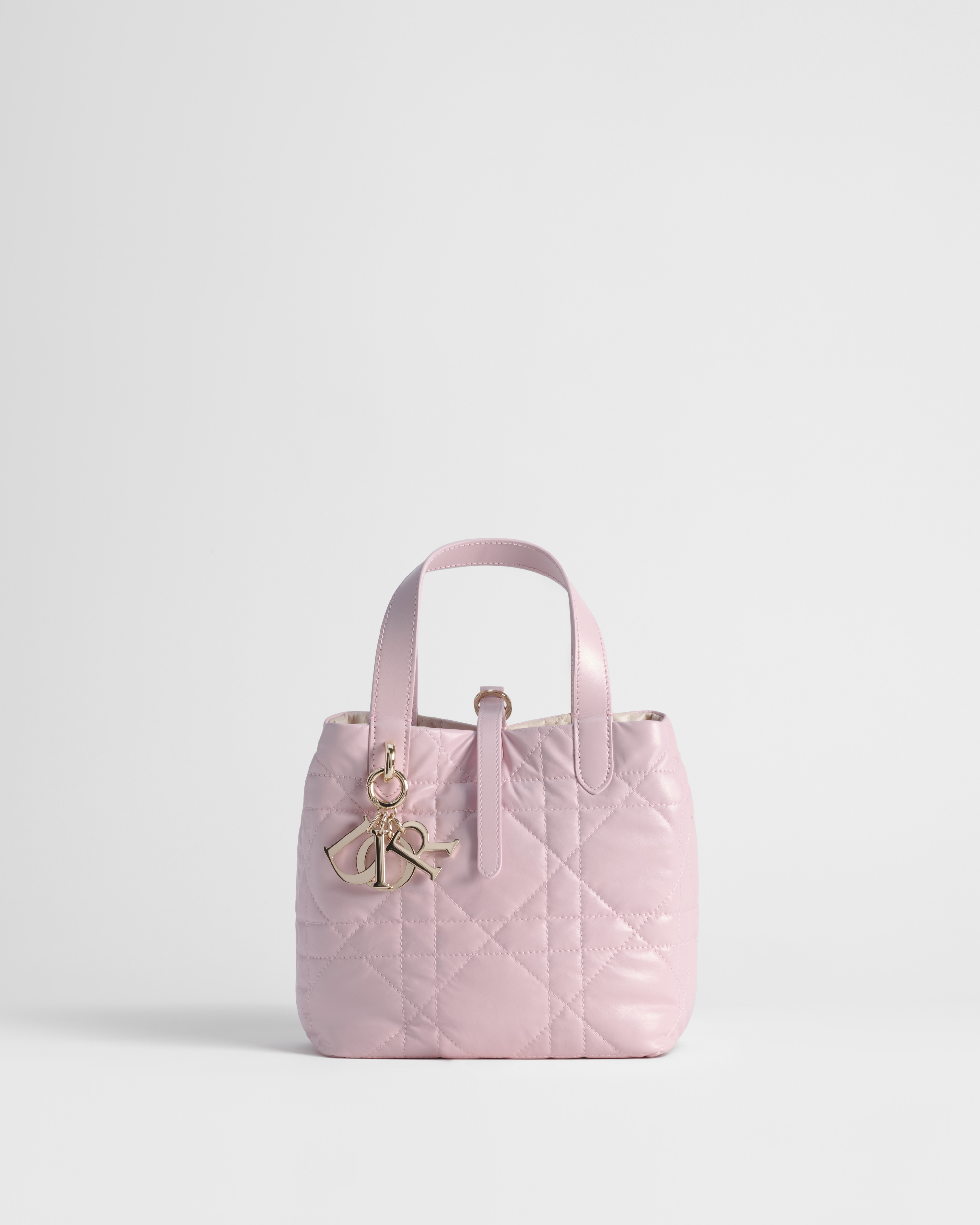 Small Dior Toujours Reversible Vertical Tote Bag Two-Tone Craie and Rose Tendre Macrocannage Supple Calfskin E01