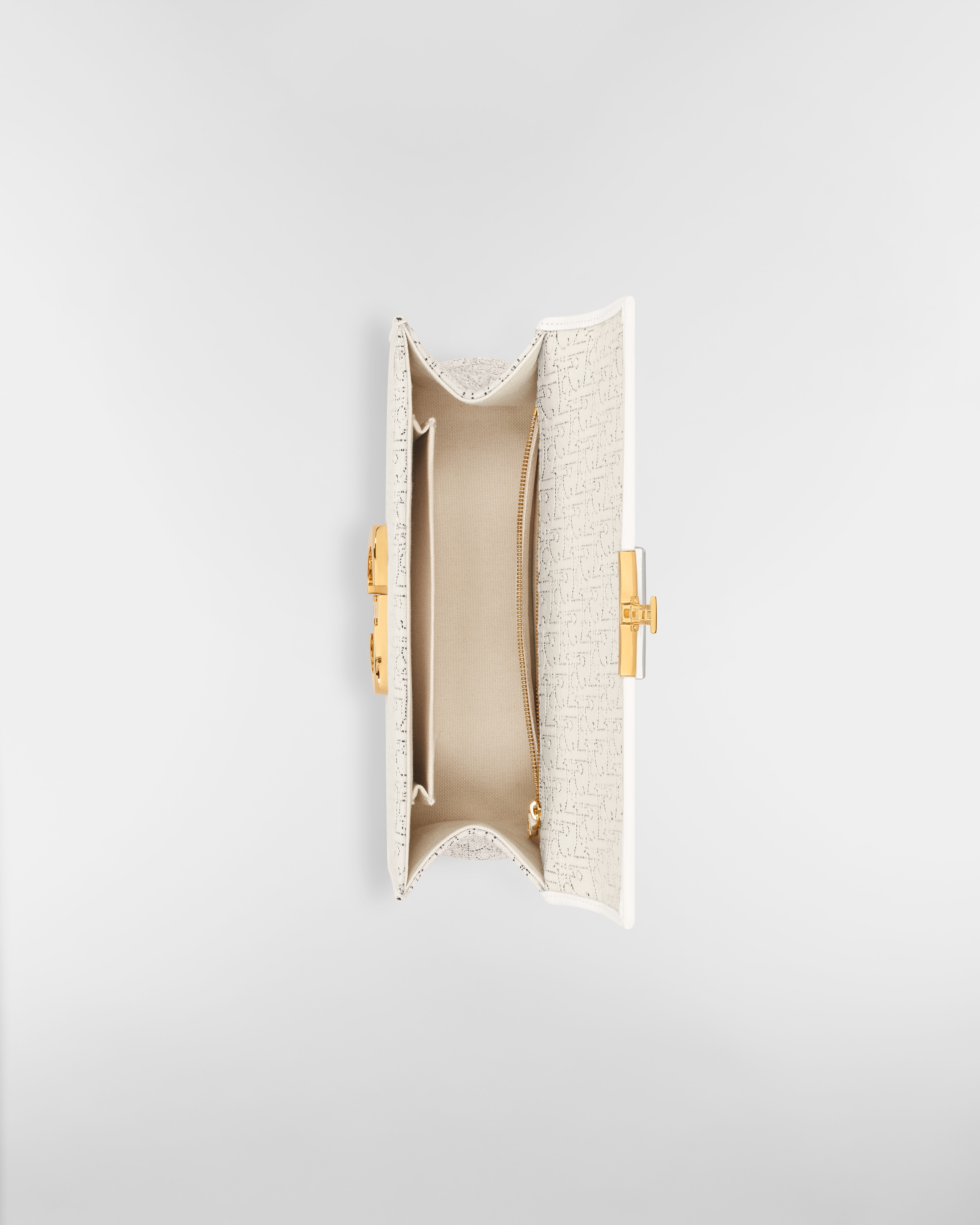 30 Montaigne 체인 백 라떼 스무스 송아지 가죽 & 콘트라스트 블랙 스티칭 화이트 Dior Oblique 자카드 E06