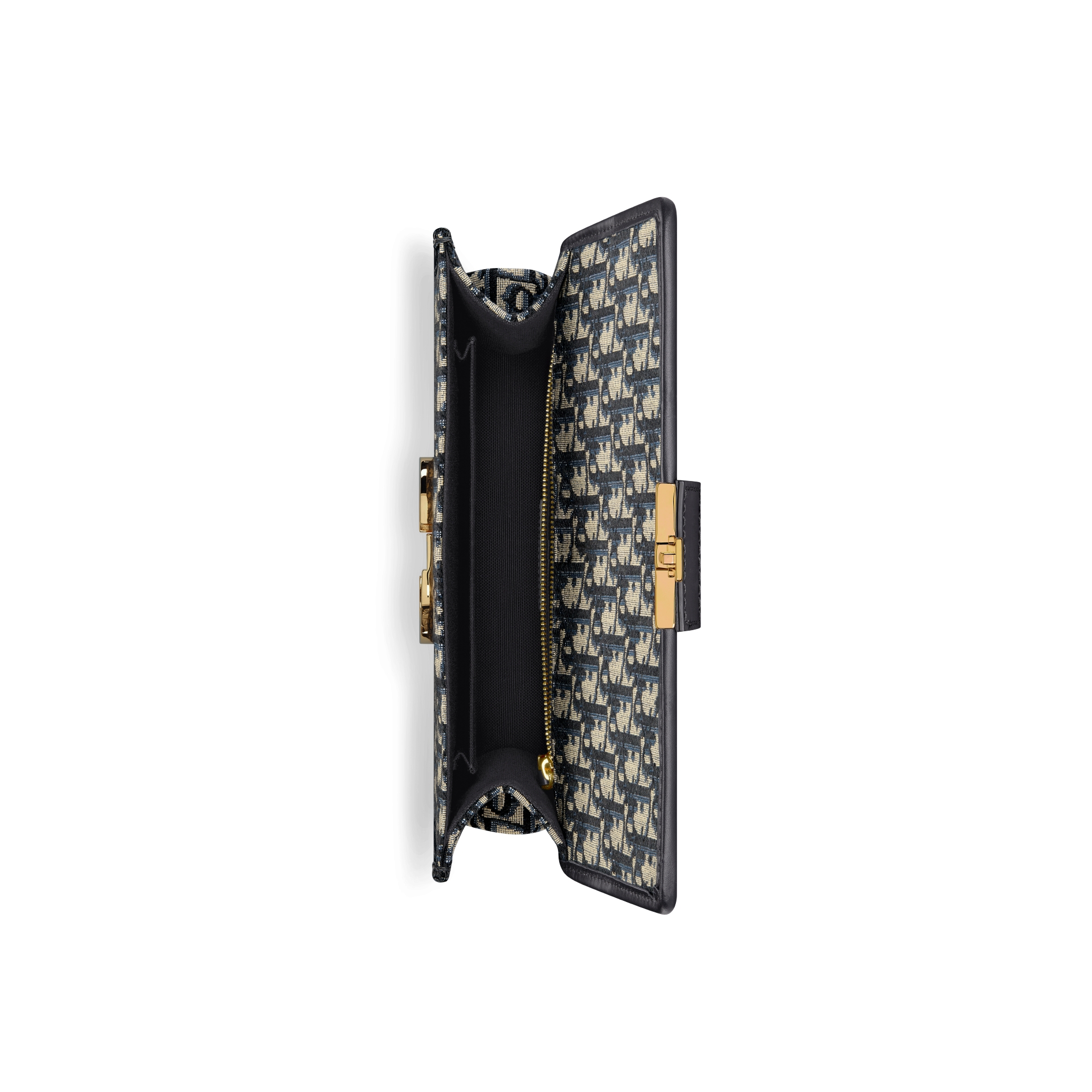 30 Montaigne Chain Bag