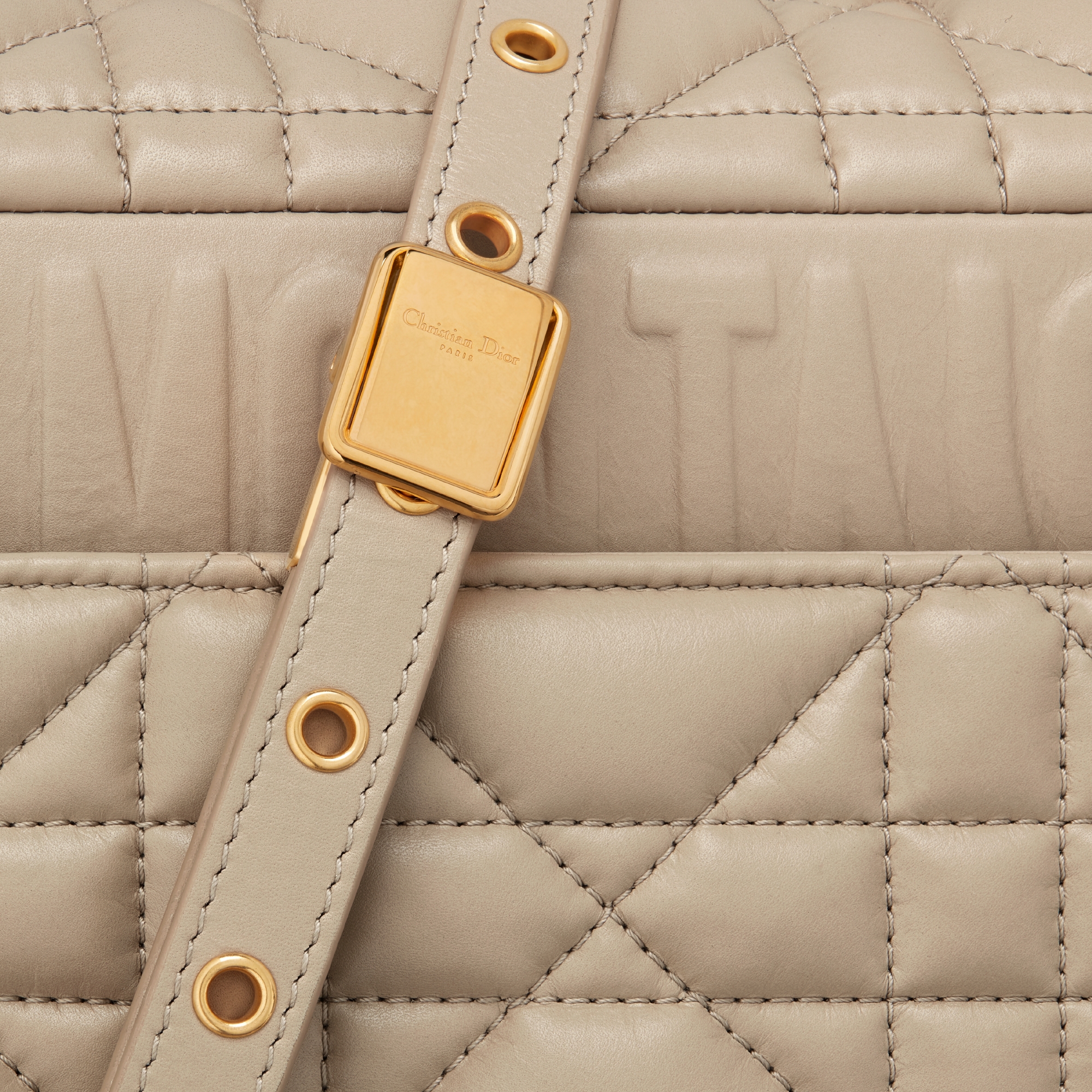 美品　22年　クリスチャンディオール　マクロカナージュキルティング　ハーフパンツ 美品 22年 クリスチャンディオール マクロカナージュ