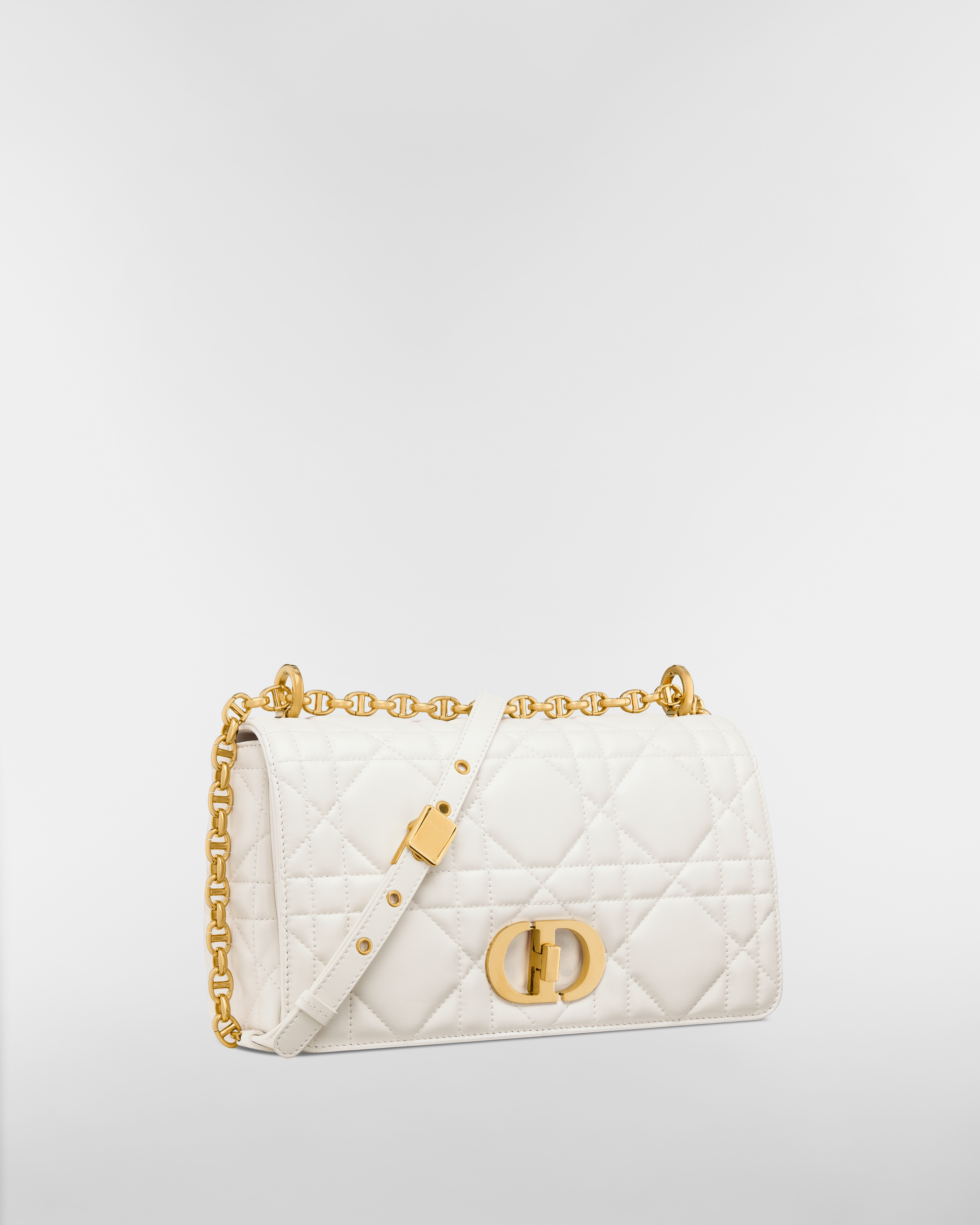 Mittelgroße Soft Dior Caro Tasche Macrocannage Lammleder in Latte E03