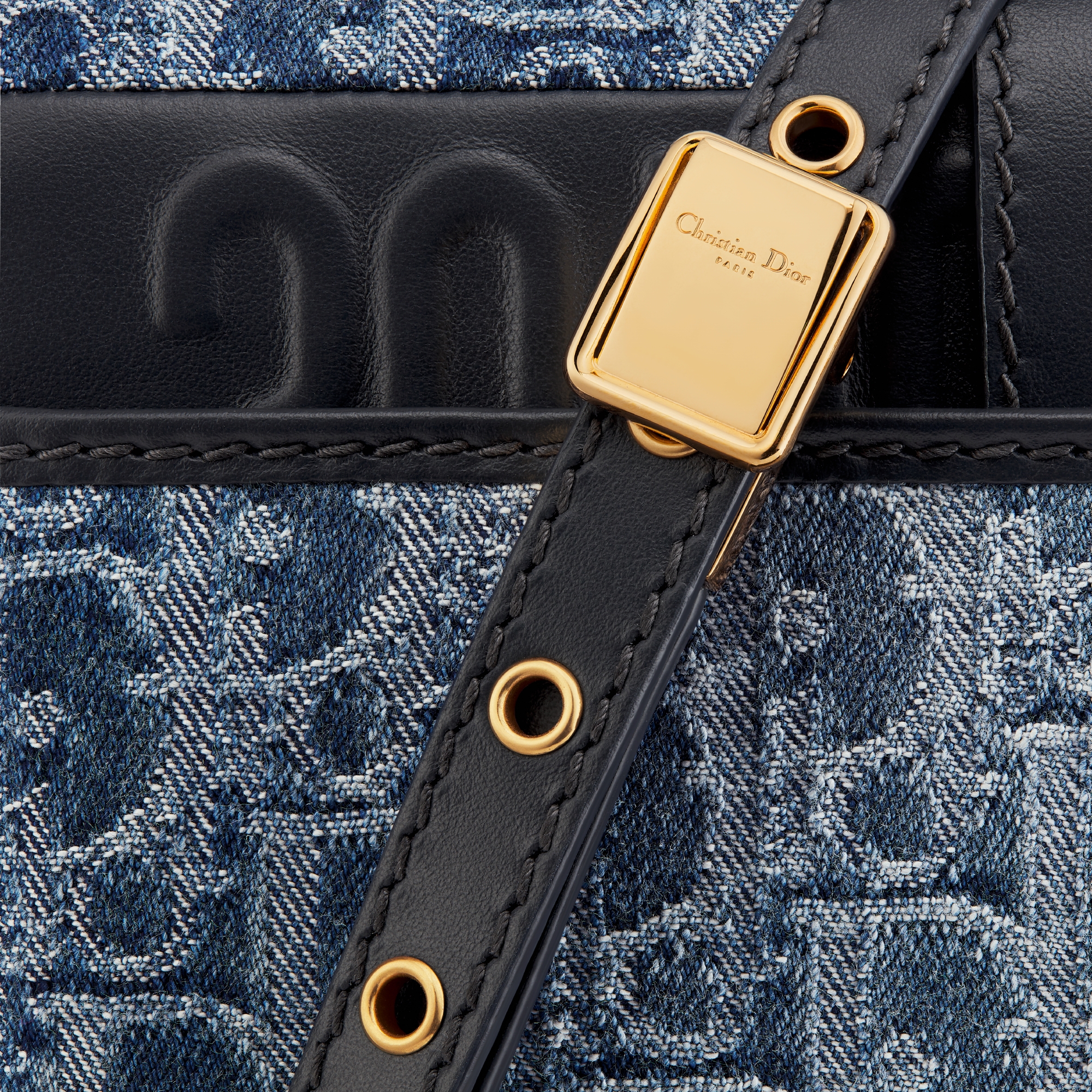 30 Montaigne East-West Bag with Chain Blue Denim Dior Oblique Jacquard E09