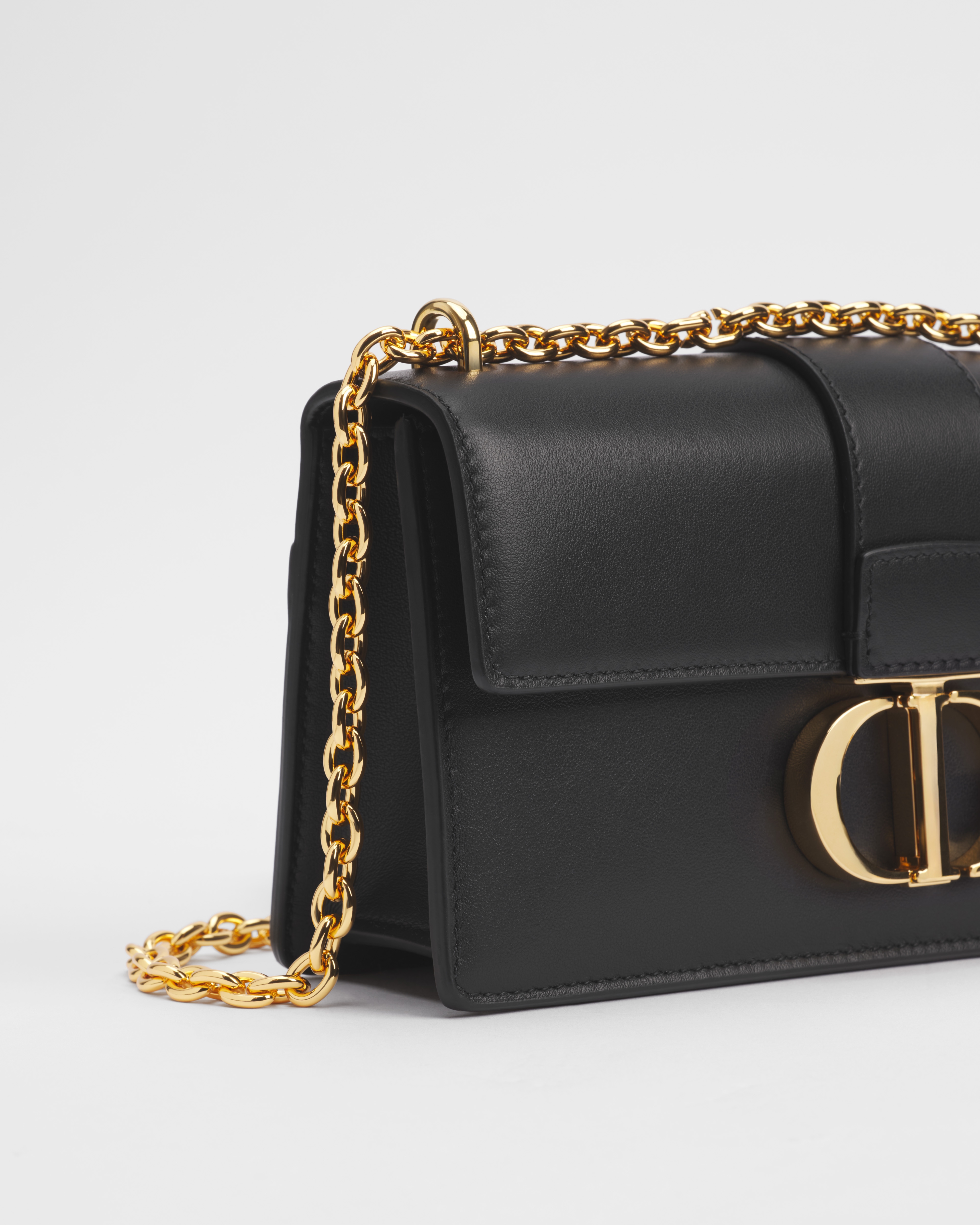 30 Montaigne East-West Bag with Chain Black Calfskin E09