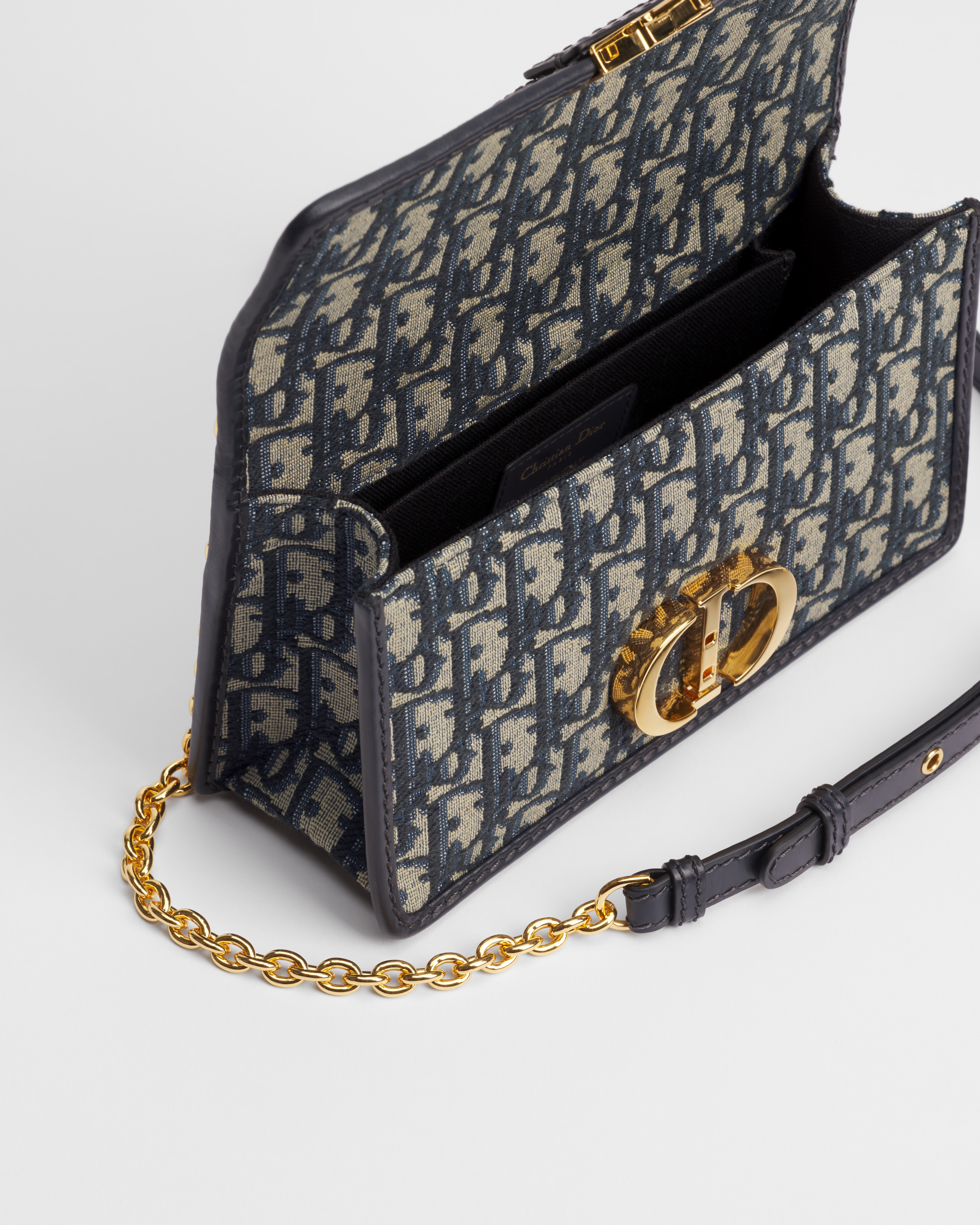 30 Montaigne East-West Bag with Chain Blue Dior Oblique Jacquard E09