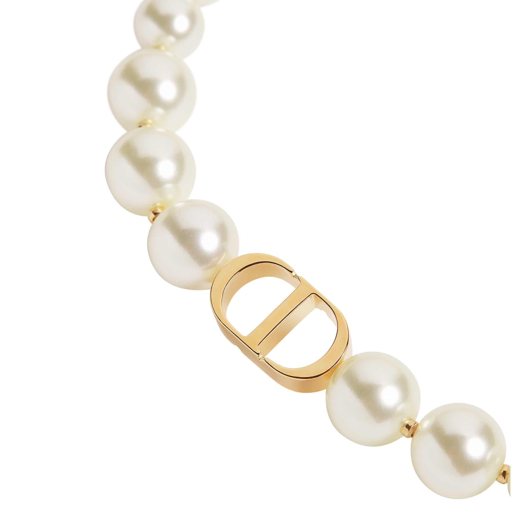 30 Montaigne Short Necklace Gold-Finish Metal and White Resin Pearls E09