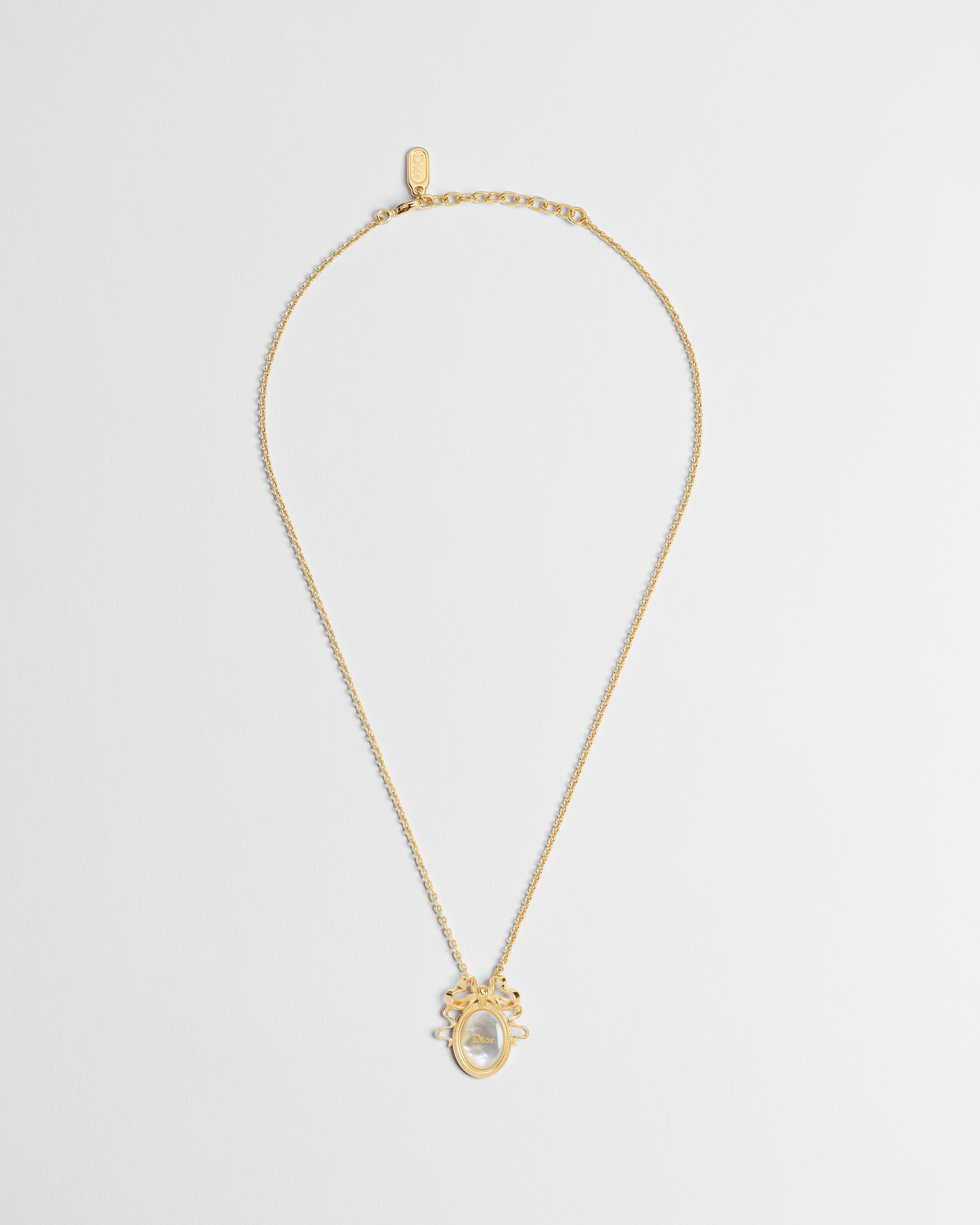 Dior Médaillon Necklace Gold-Finish Metal and White Mother-of-Pearl E01