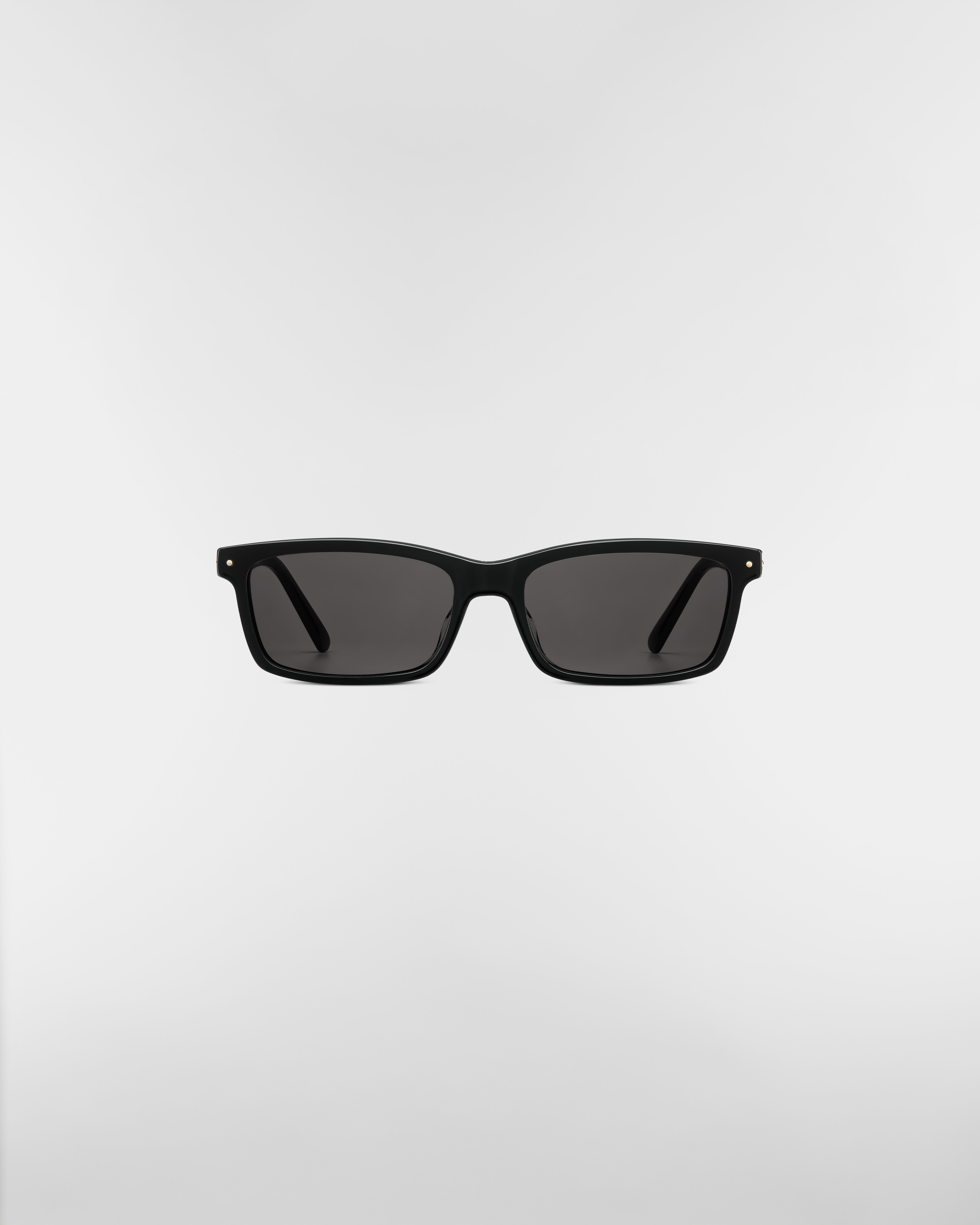 Petit CD S1I Black Rectangular Sunglasses with Dior Lucky Gold-Finish Metal Chain E01