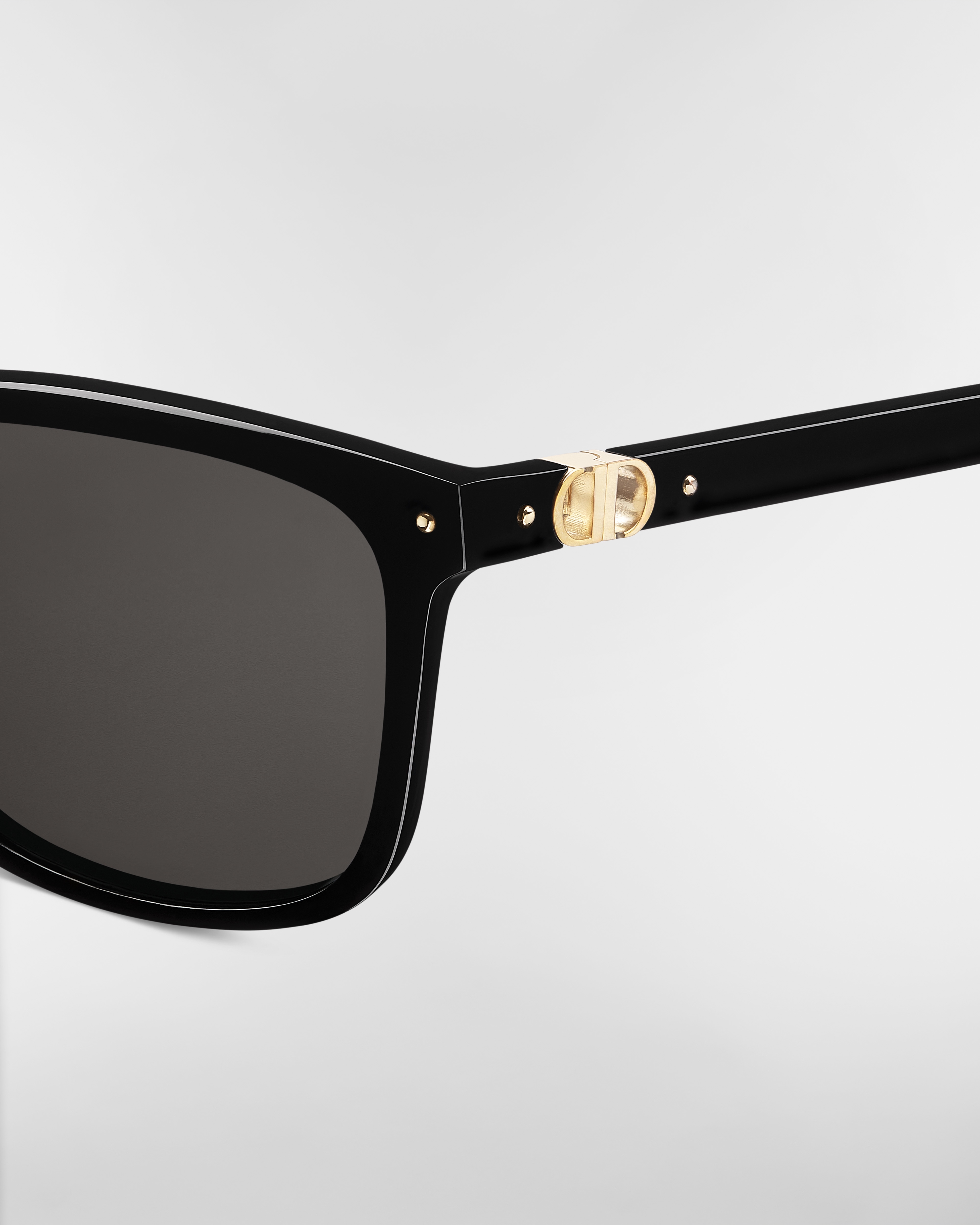 Petit CD S2F 黑色正方形太陽眼鏡 E09