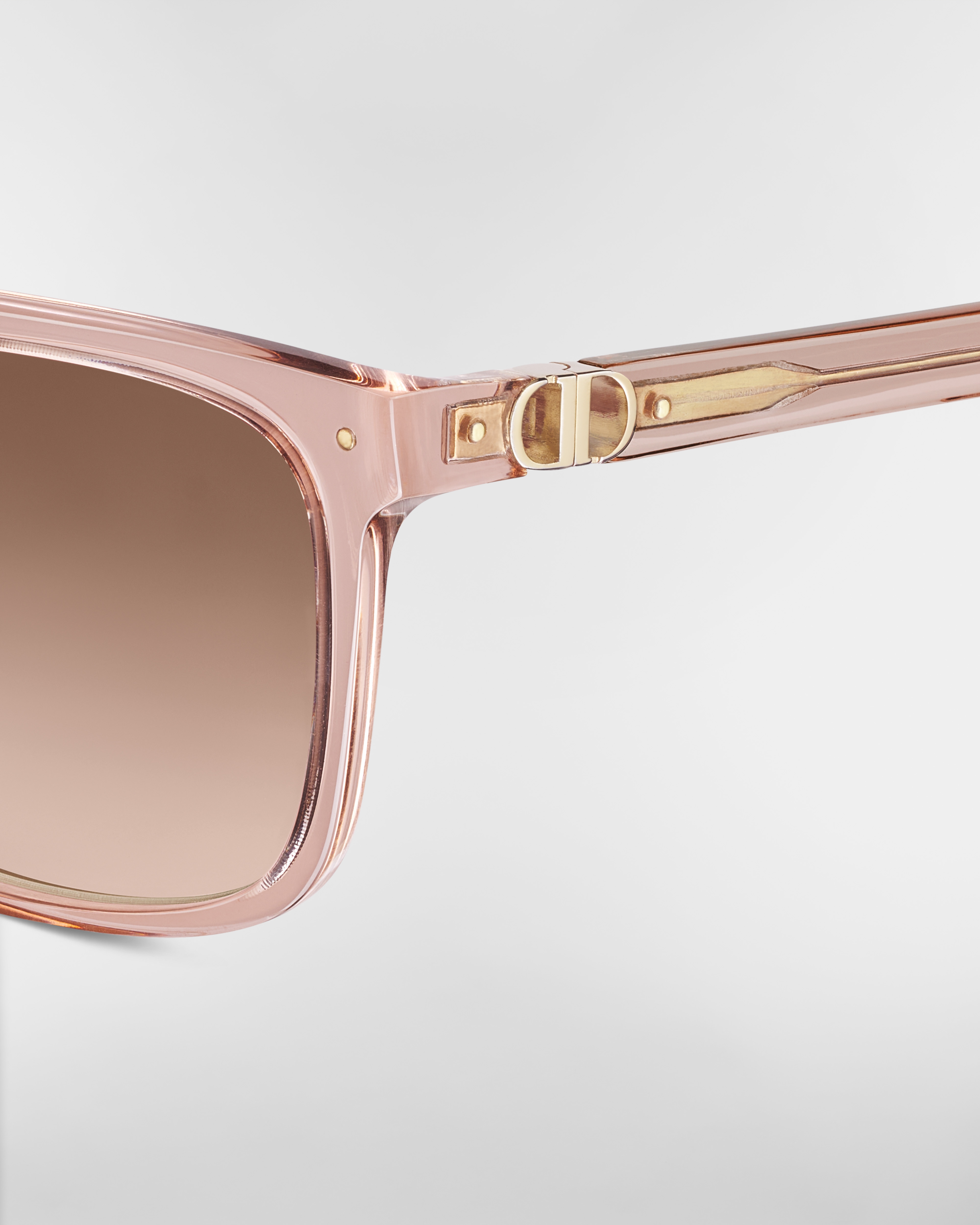 Petit CD S2F 半透明粉紅色正方形太陽眼鏡 E09