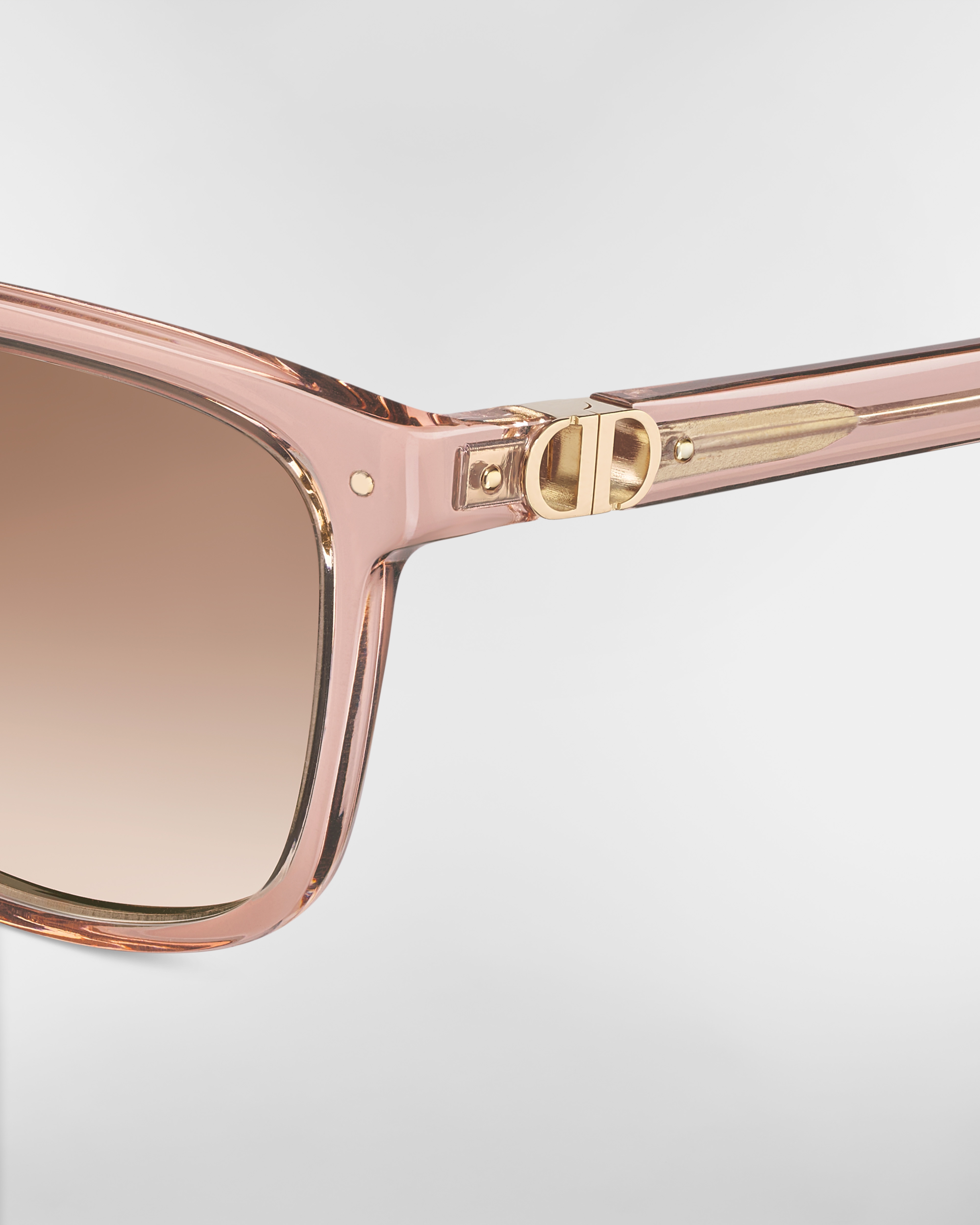 Petit CD S2I Transparent Pink Square Sunglasses E09