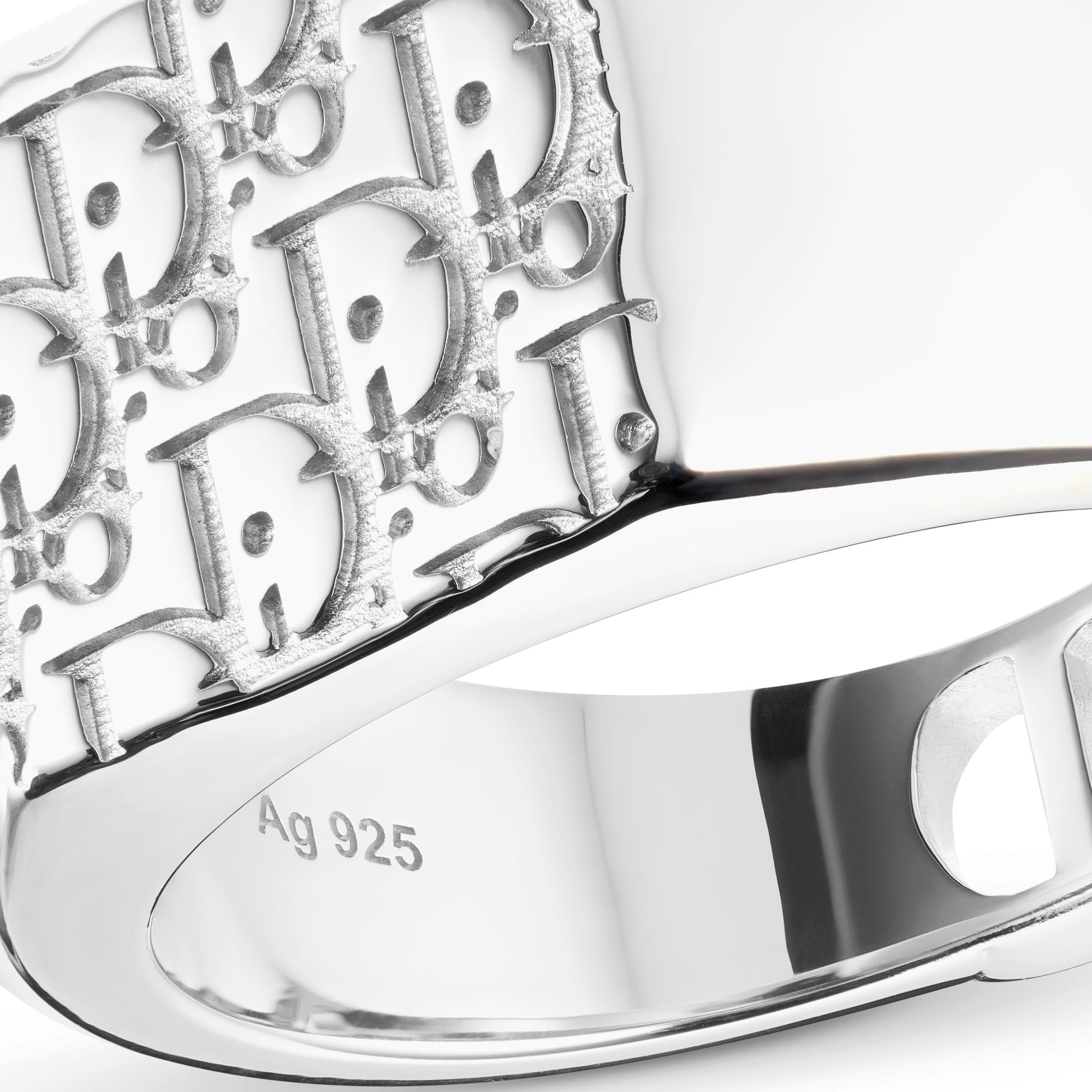 Dior Oblique Signet Ring Detailed view