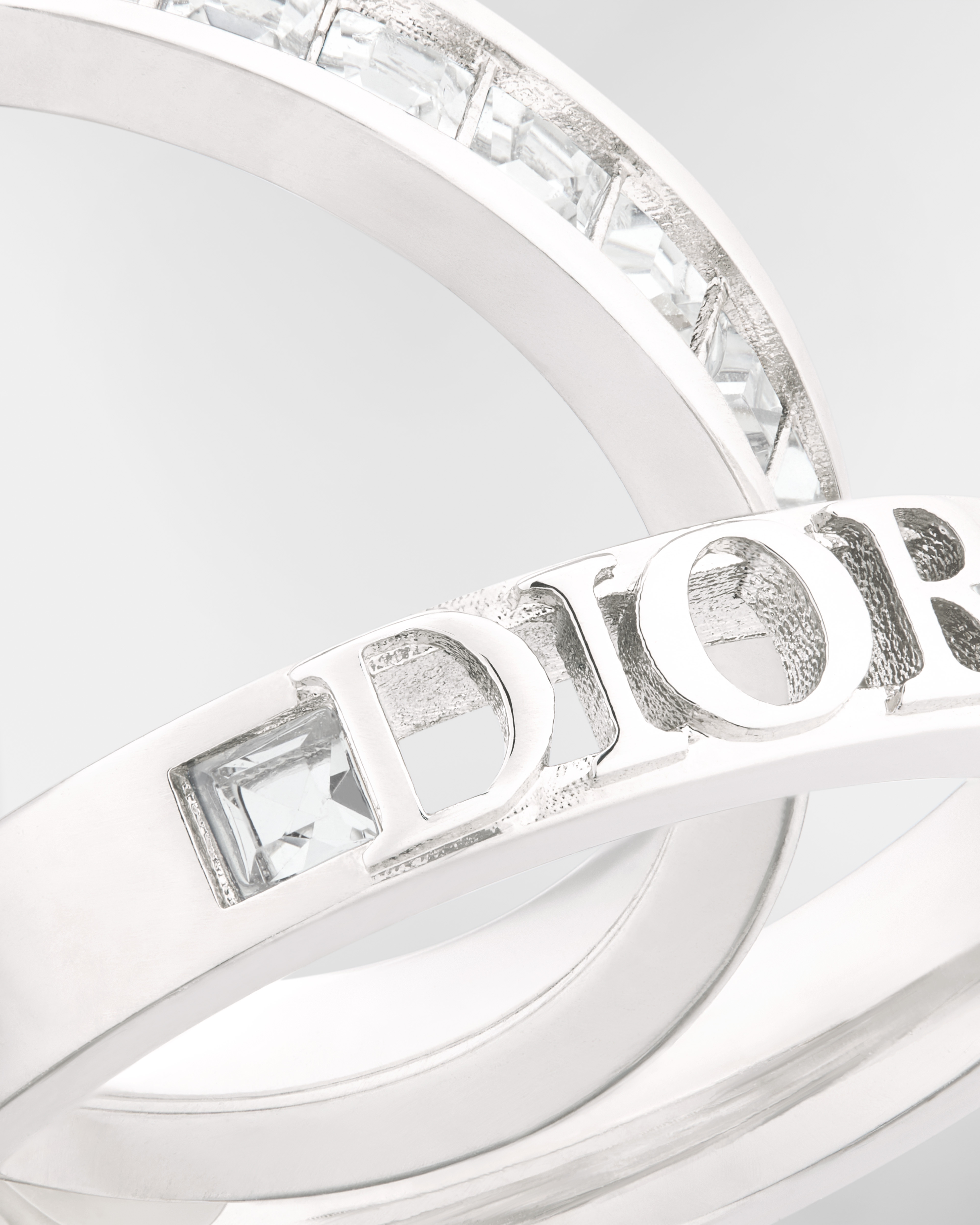 Dio(r)evolution Ring Set Silver-Finish Metal and Sparkling Crystals E09