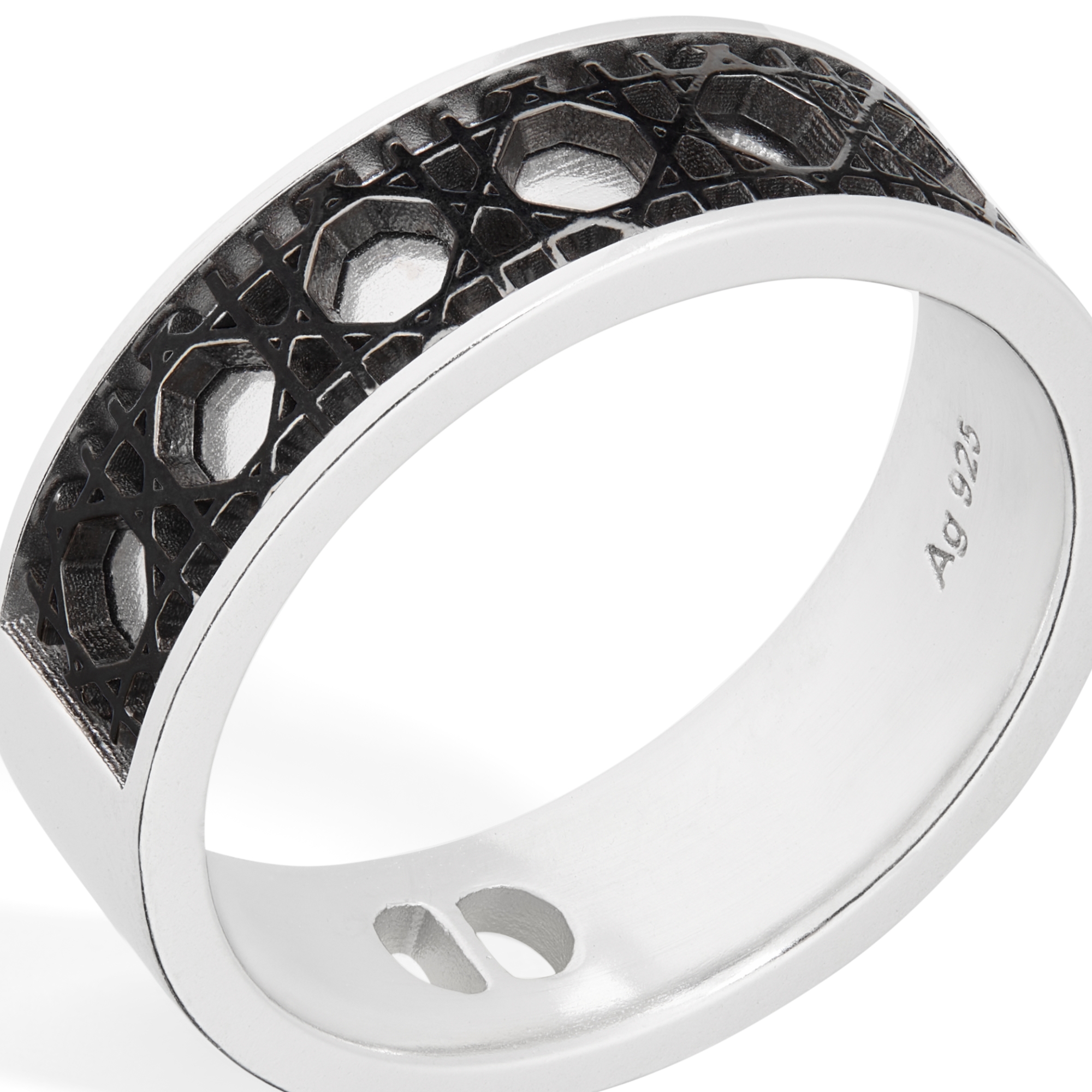 Cannage Ring Silver and Ruthenium-Finish Silver E09