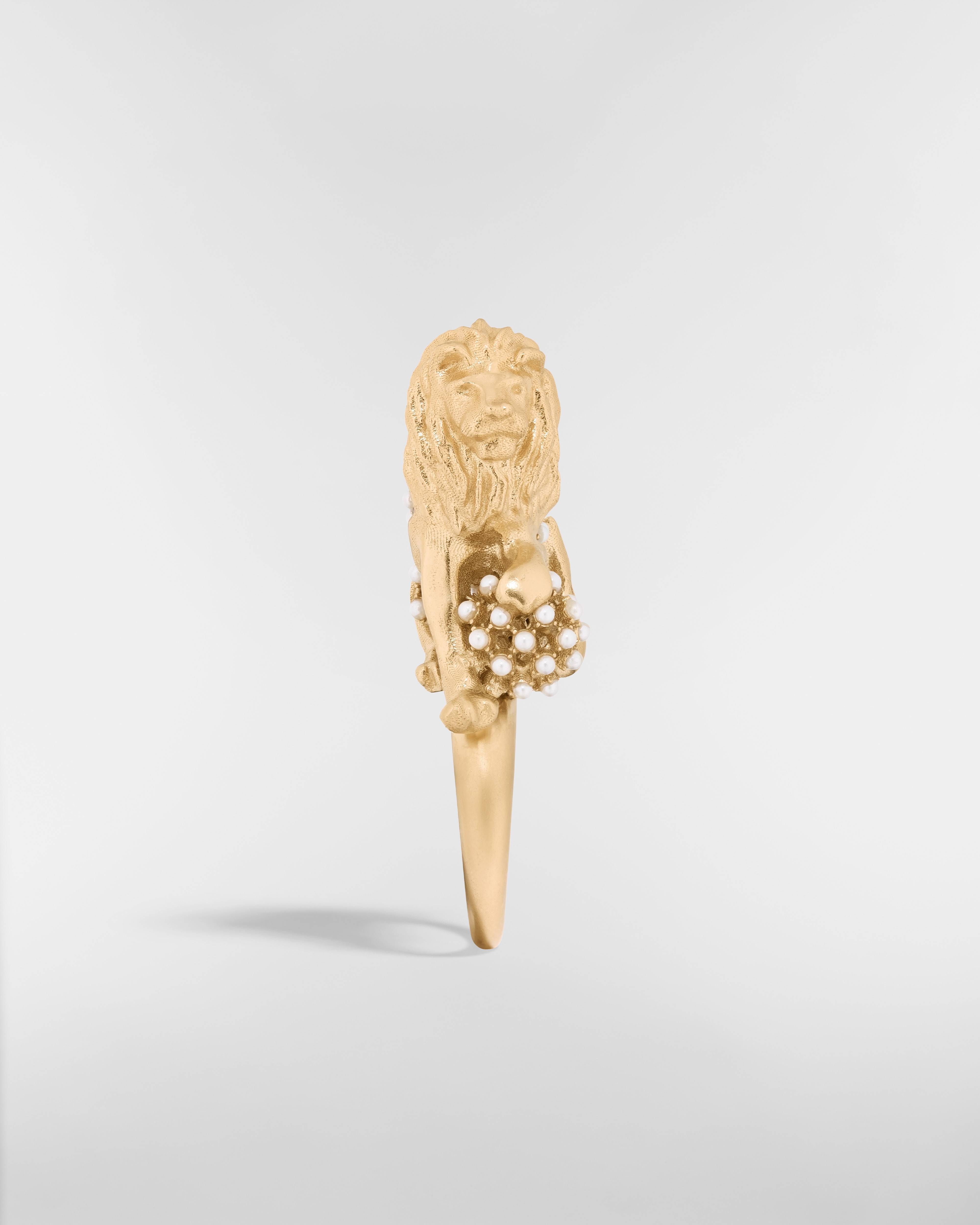 Dior Arabesque Ring Gold-Finish Metal and White Resin Pearls E02