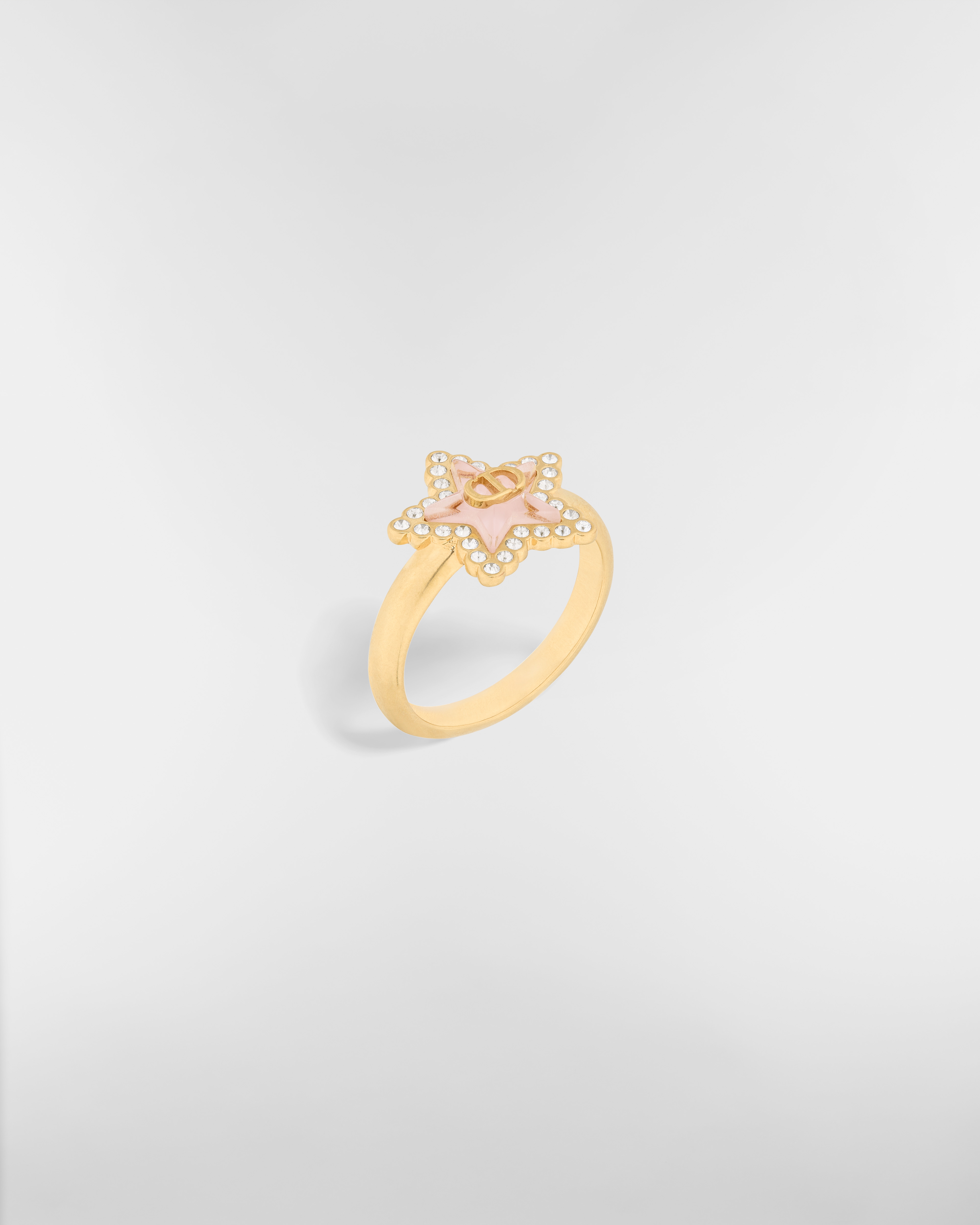 Petit CD Lucky Baroque 戒指 金色饰面金属、银色调晶体和马卡龙粉色玻璃装饰 E03