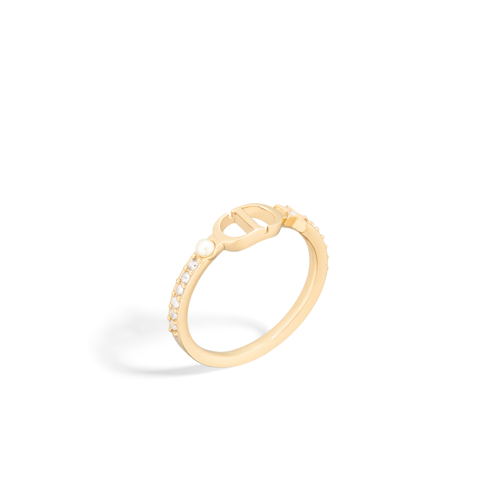 Anel Petit CD Multi Metal com acabamento dourado, pérola de resina branca e cristais prateados E03