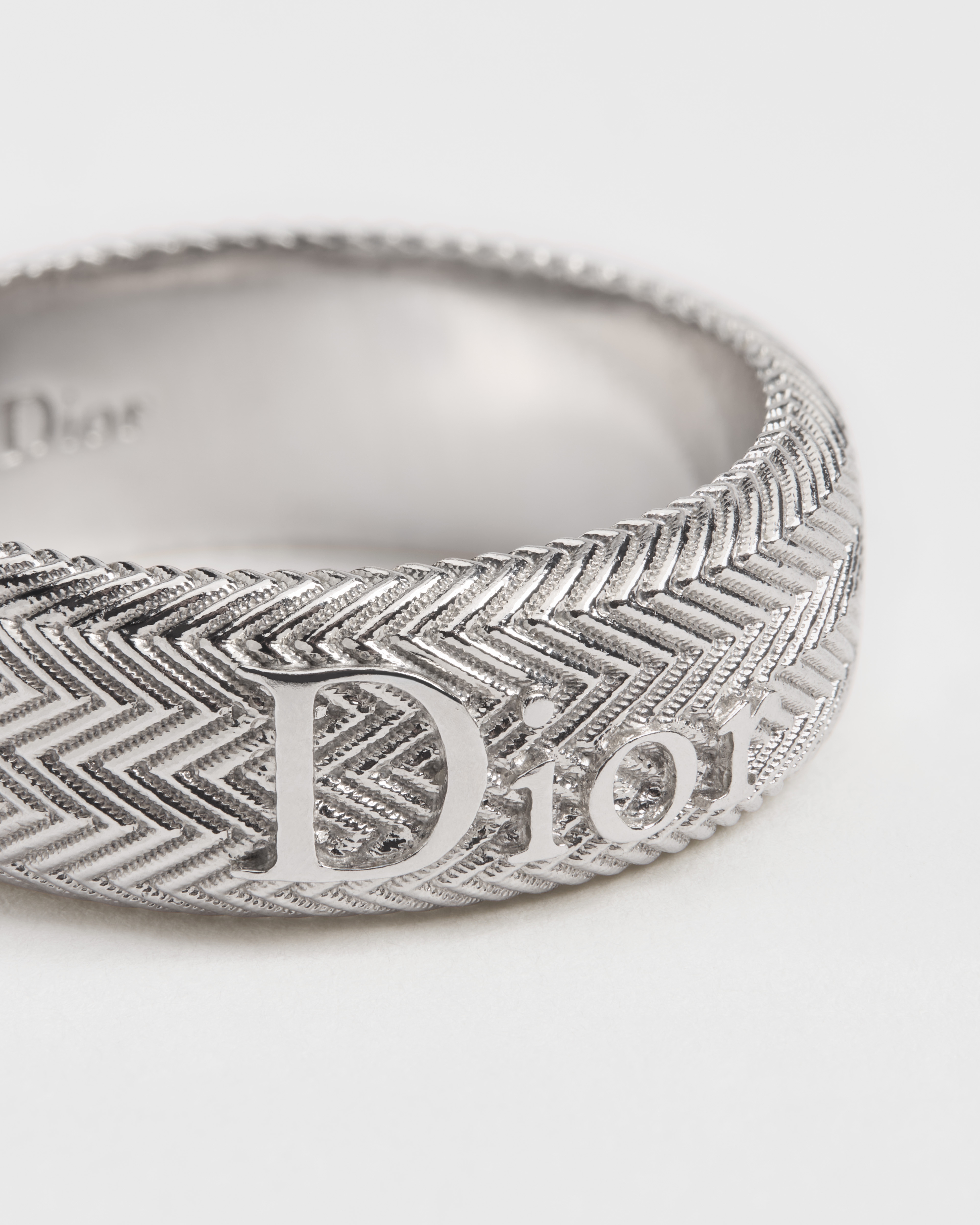 Dior Guilloché 戒指 銀 E09