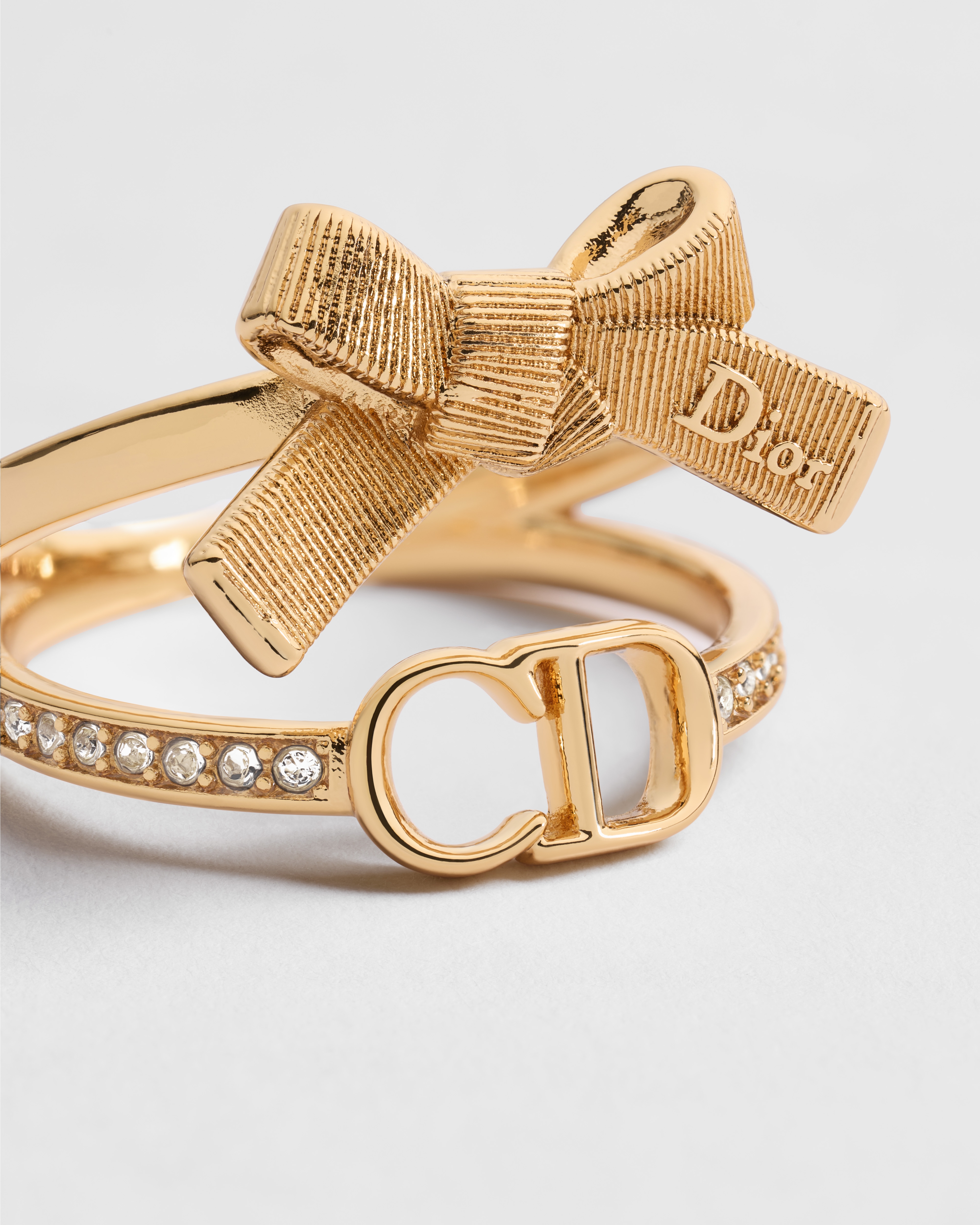 Delicate Bow Ring Metall mit Gold-Finish und Kristalle | DIOR DE
