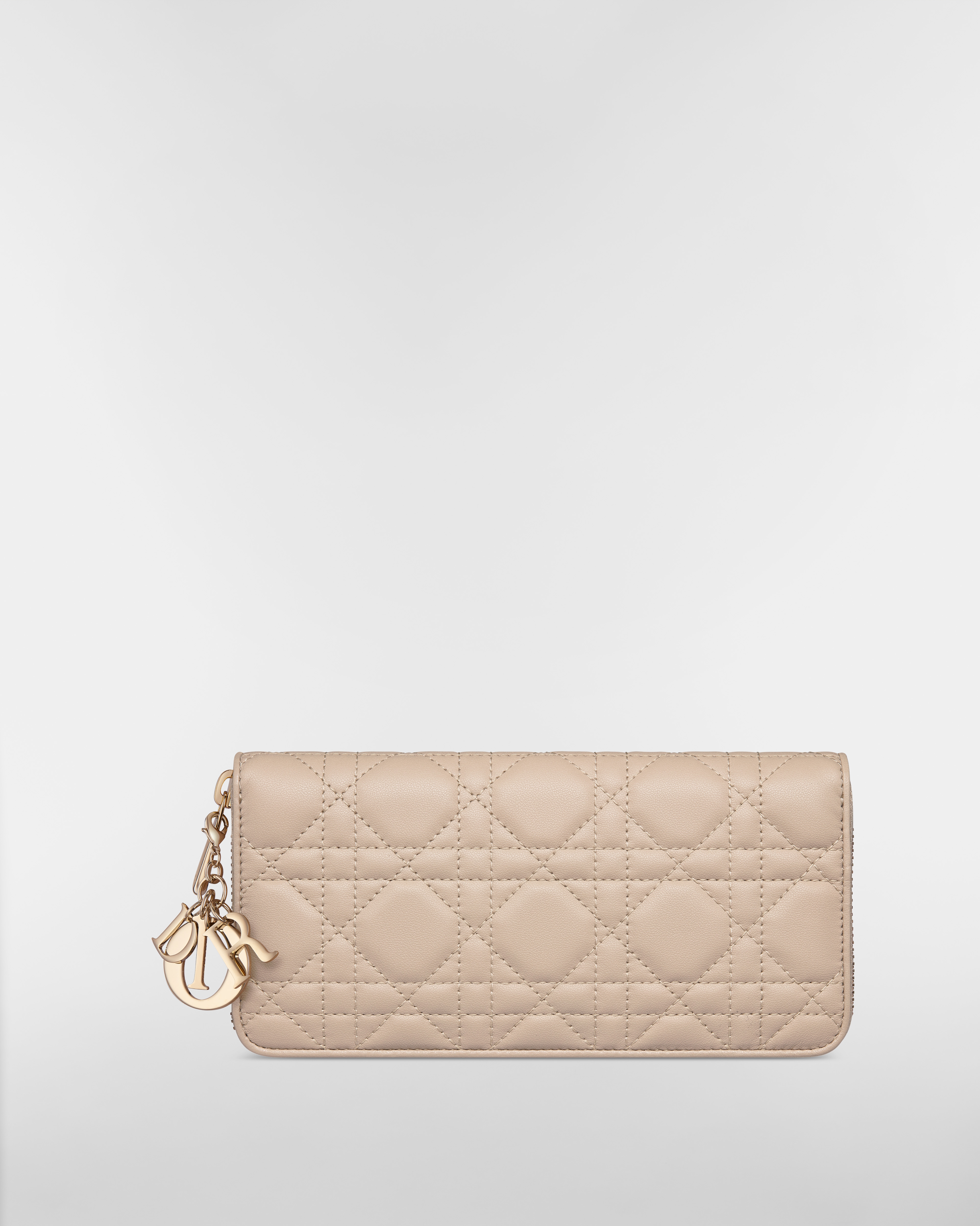 Lady Dior Voyageur ウォレット カナージュ ラムスキン E01