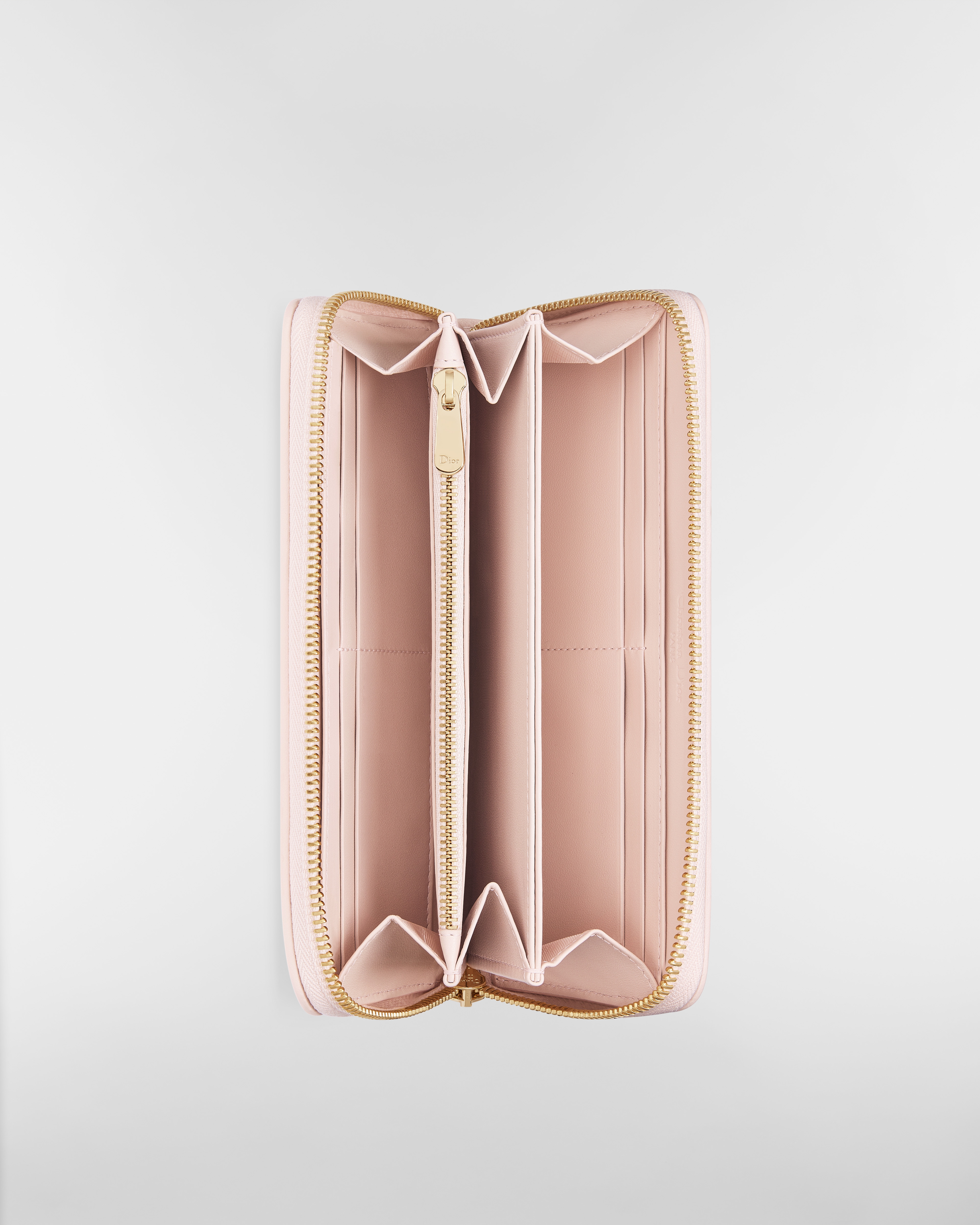 Lady Dior Voyageur 錢包 淡粉色 Cannage 籐格紋羊皮 E06