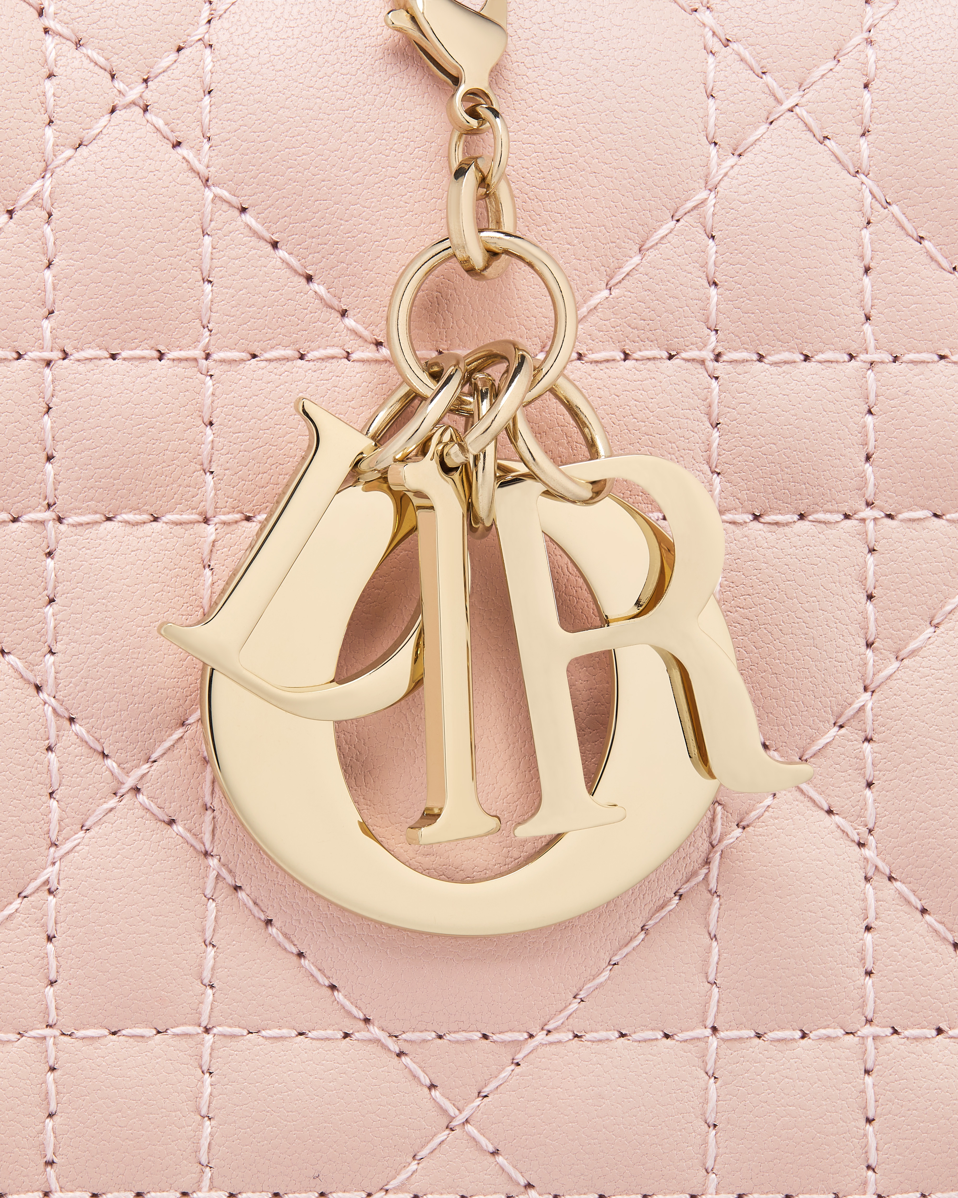 Lady Dior Voyageur 錢包 淡粉色 Cannage 籐格紋羊皮 E09