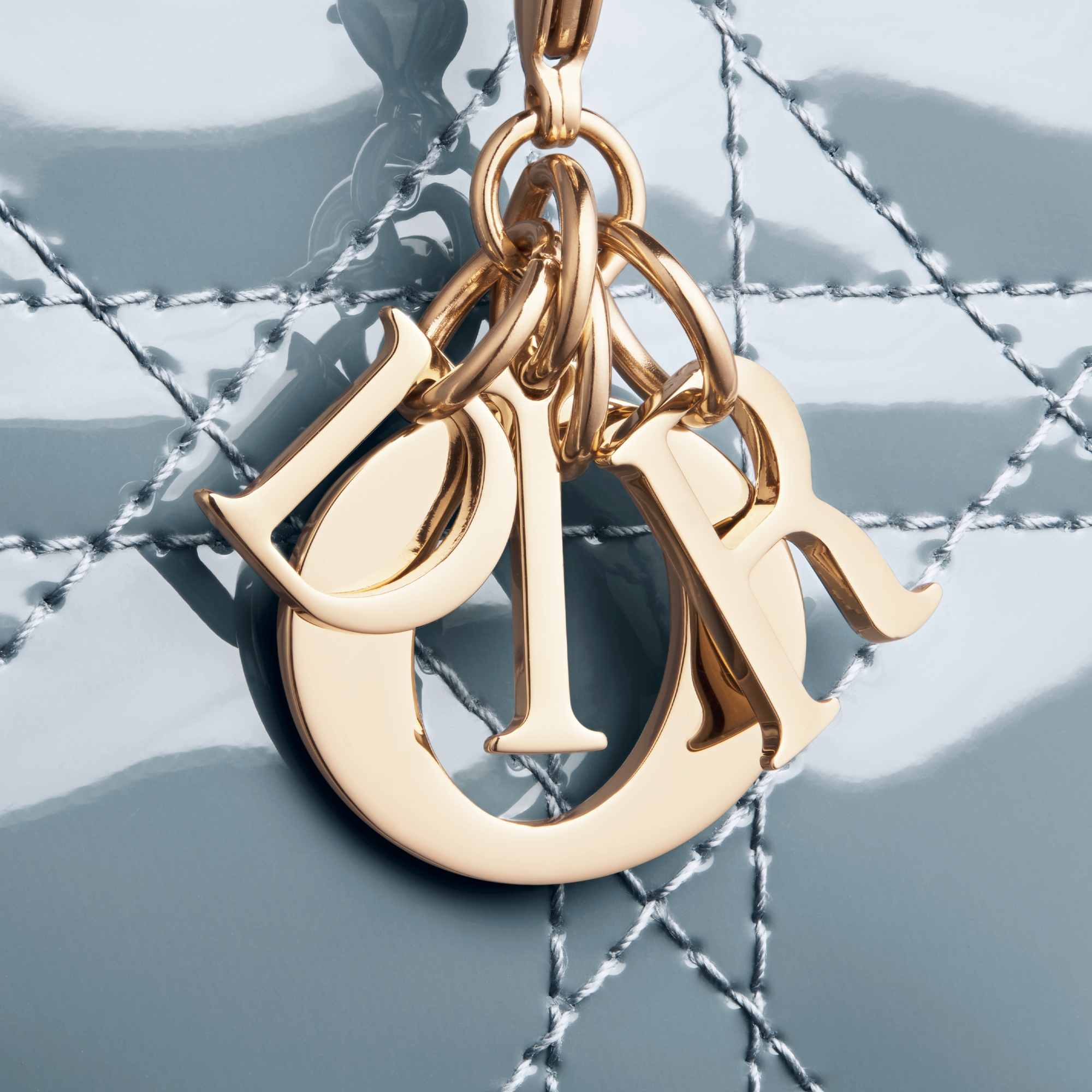 Lady Dior Bloom Card Holder Cloud Blue Patent Cannage Calfskin E09