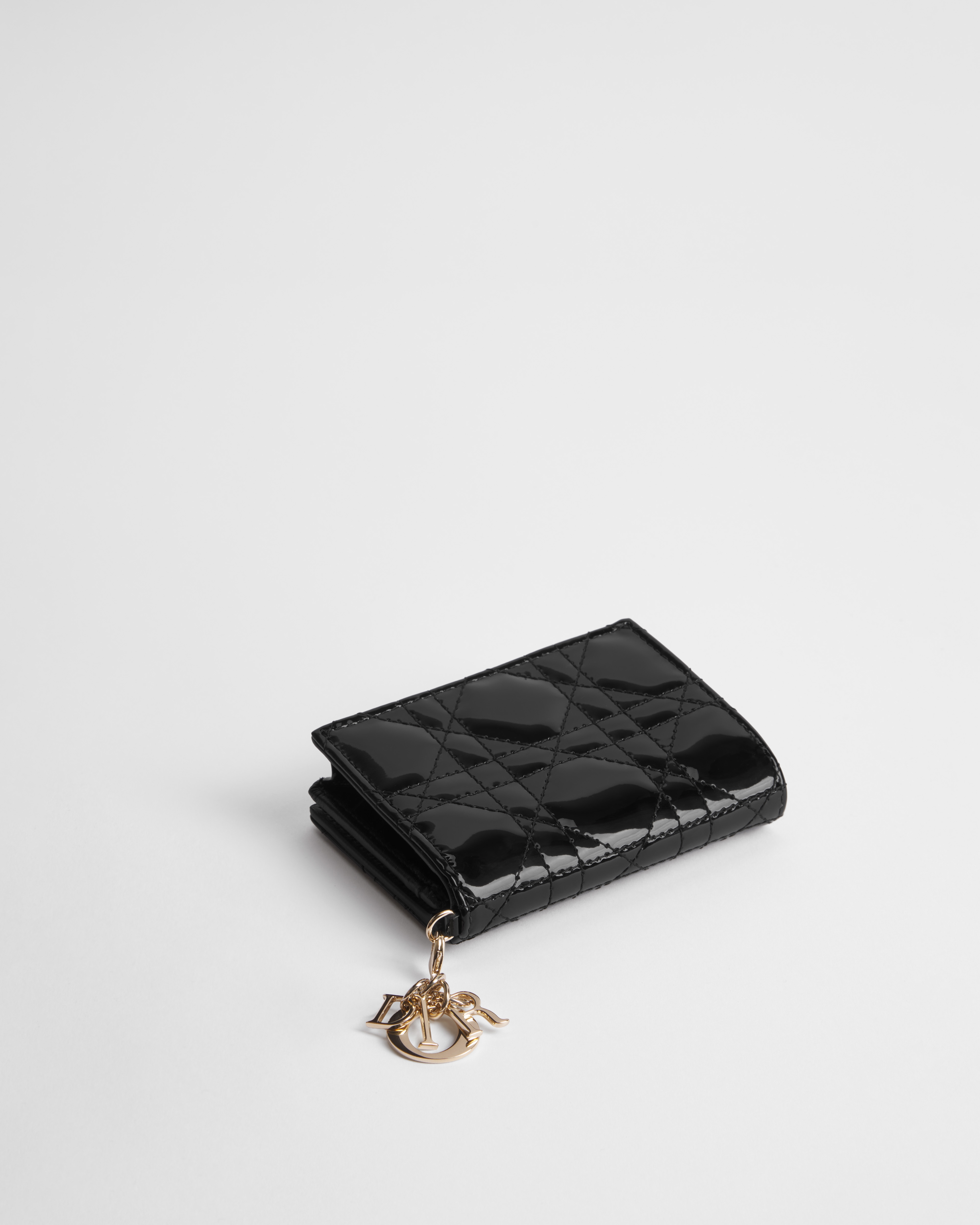 Porte-cartes Bloom Lady Dior Cuir de veau Cannage verni noir E07