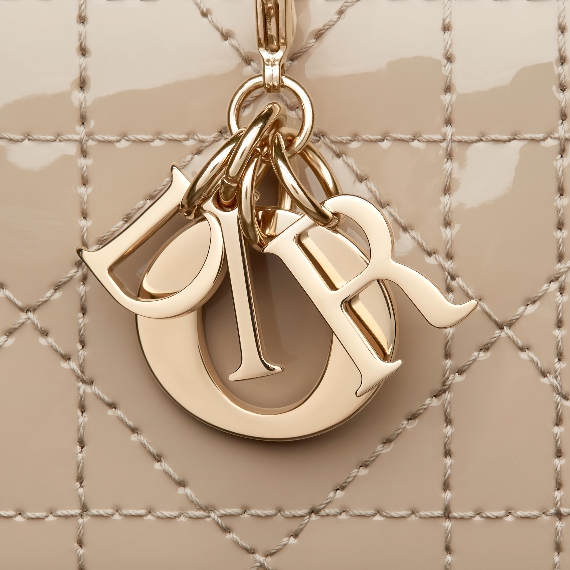 Lady Dior Jasmine Card Holder Sand-Colored Patent Cannage Calfskin E09