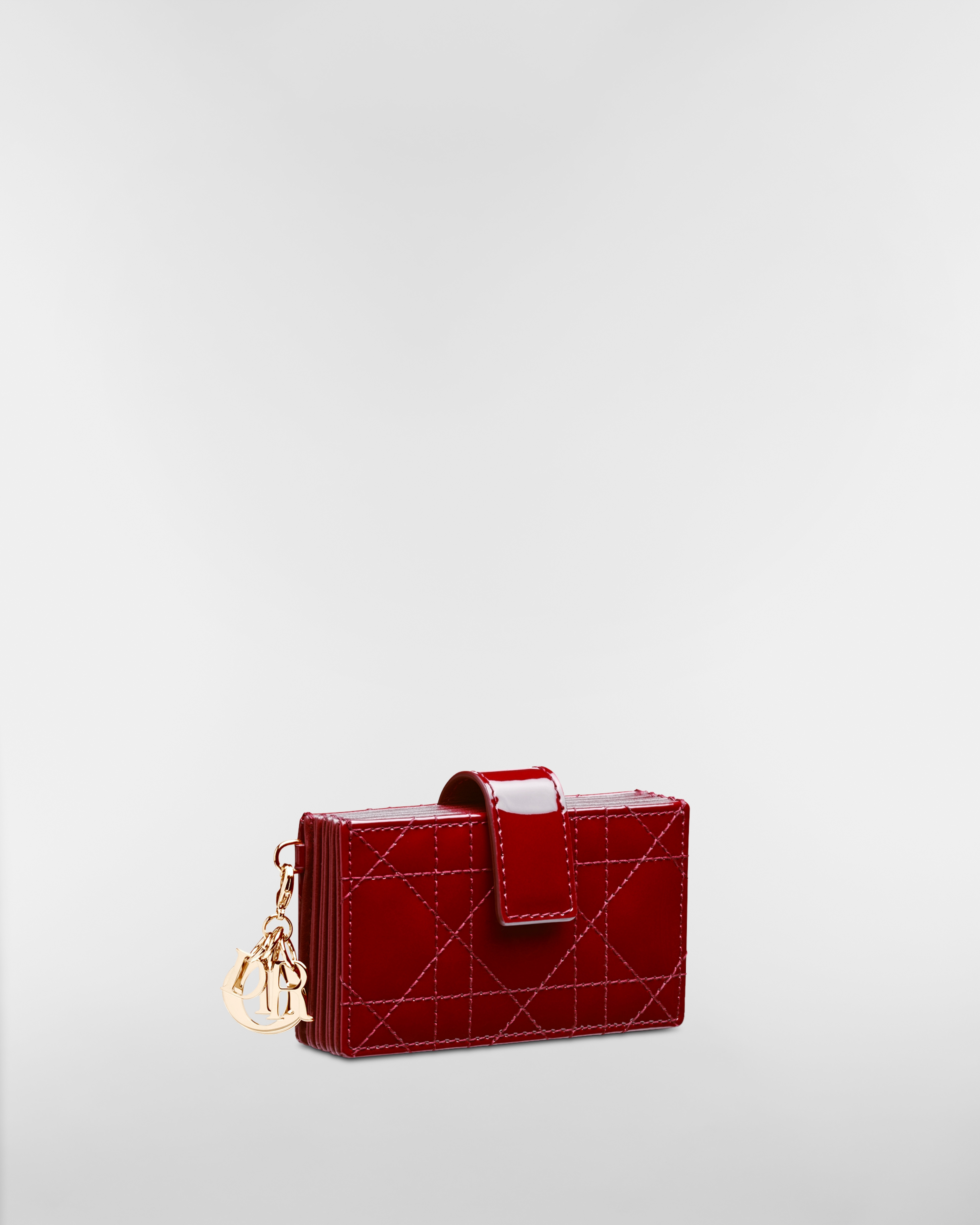 Lady Dior Jasmine 카드 지갑 체리 레드 페이턴트 까나쥬 송아지 가죽 E03