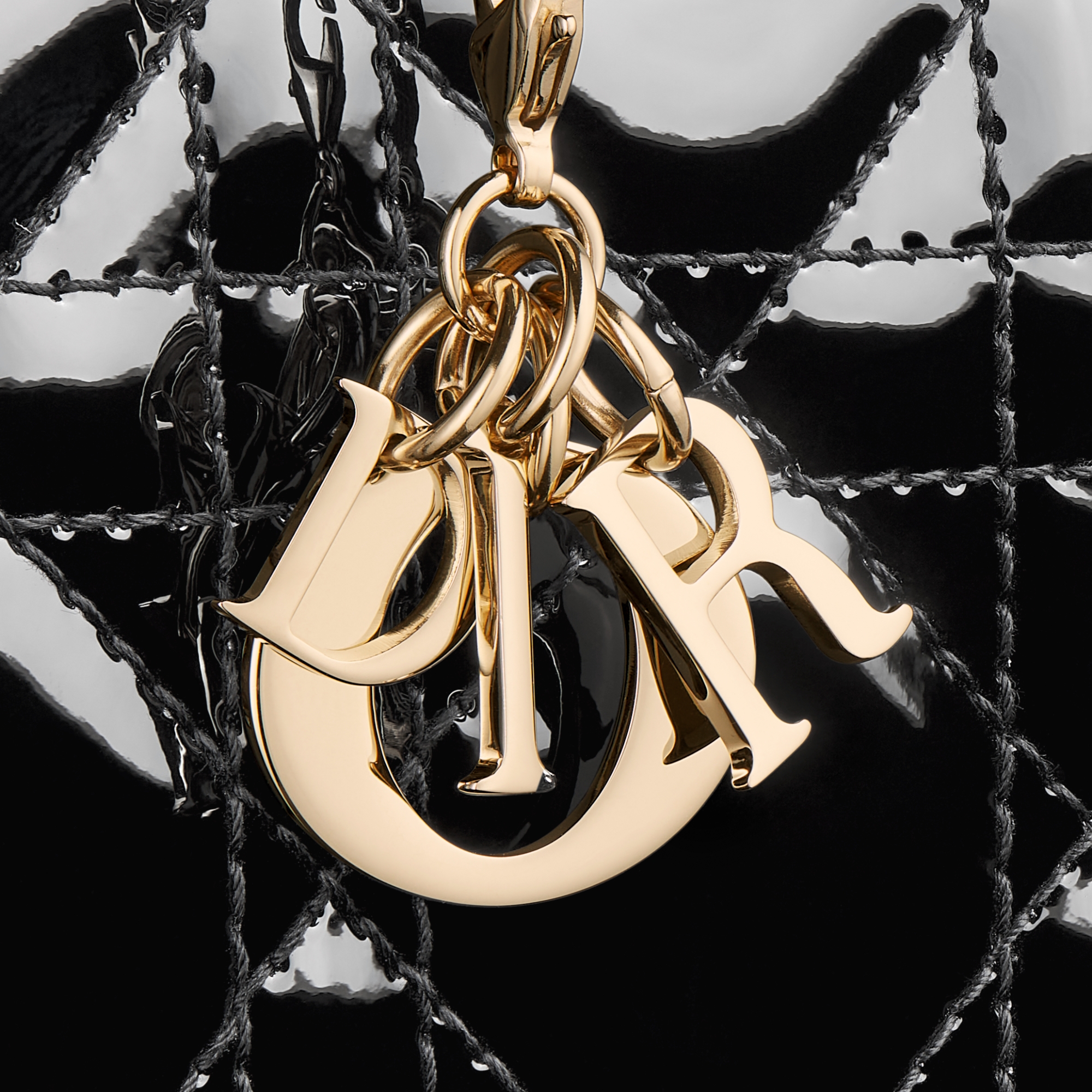 Mini Lady Dior Gardenia-portemonnee Zwart patent kalfsleer met Cannage-motief E09