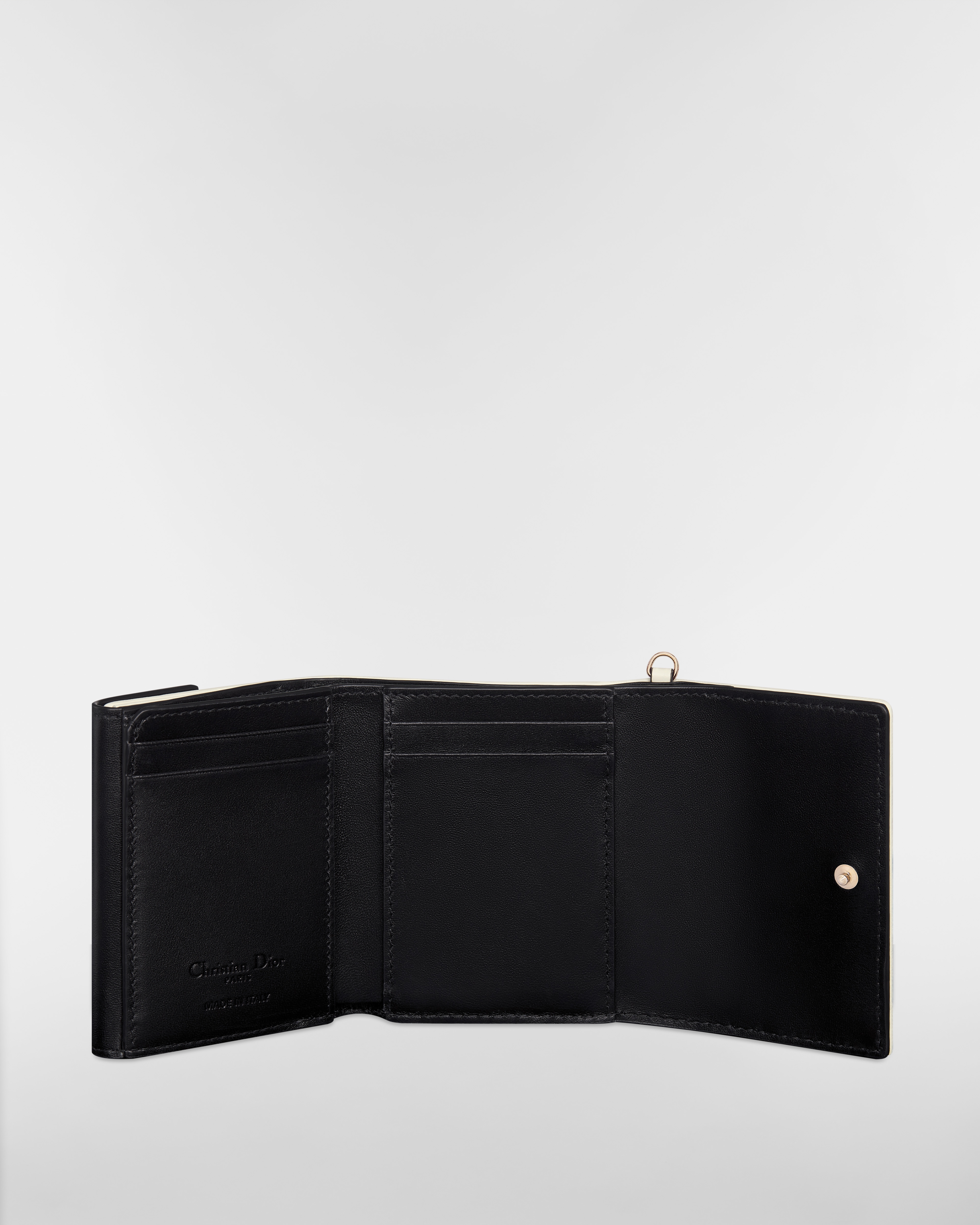 【日本限定】Lady Dior Lotus ウォレット カナージュ ラムスキン E07