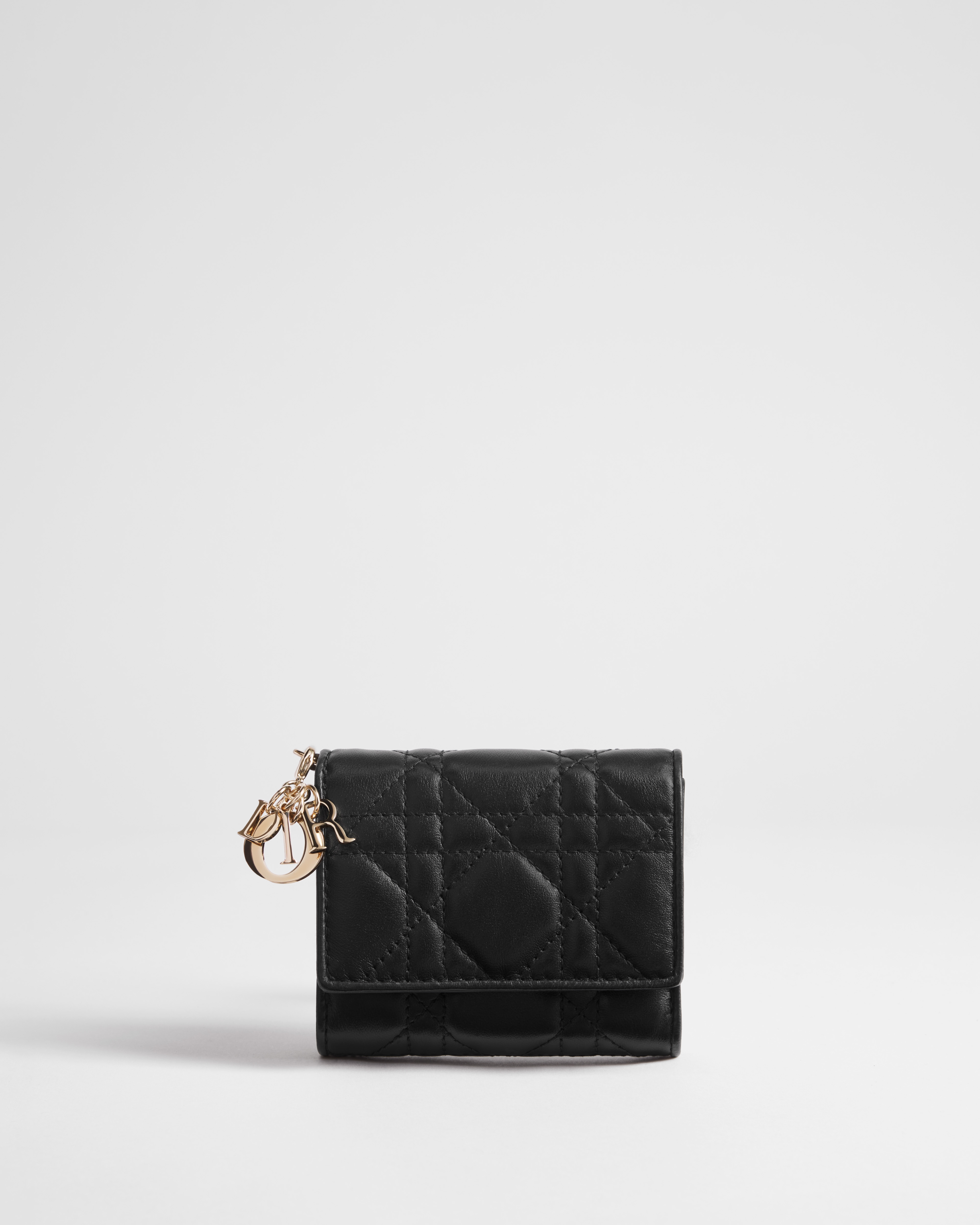 Lady Dior Lotus ウォレット カナージュ ラムスキン E01