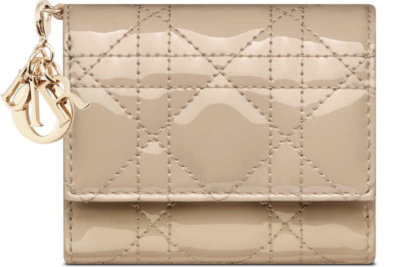 WEB限定カラー DIOR | 【日本限定】Lady Dior Lotus ウォレット カナージュ パテントカーフスキン 小物