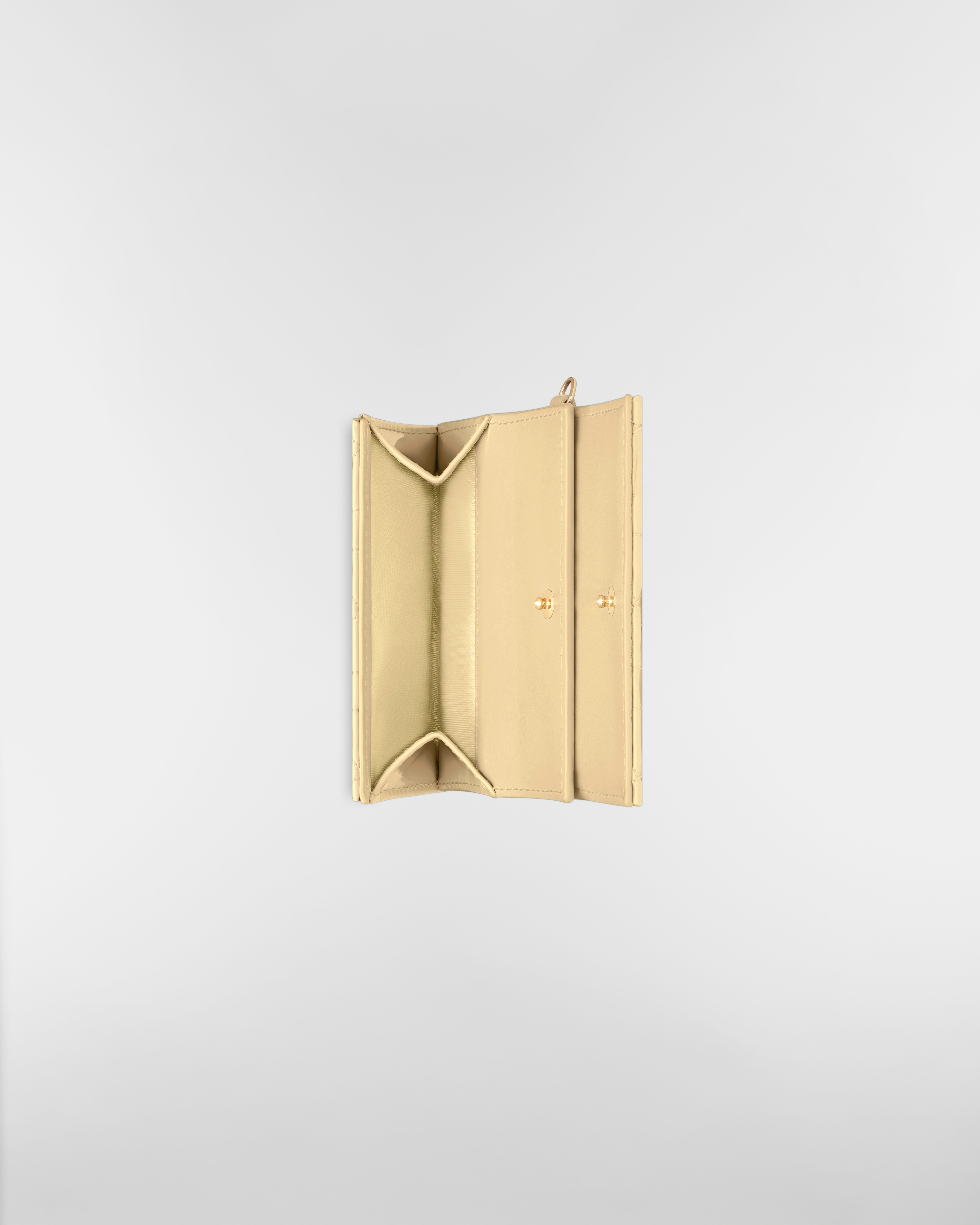 Lady Dior Lotus 錢包 淡黃色漆面 Cannage 籐格紋小牛皮 E06