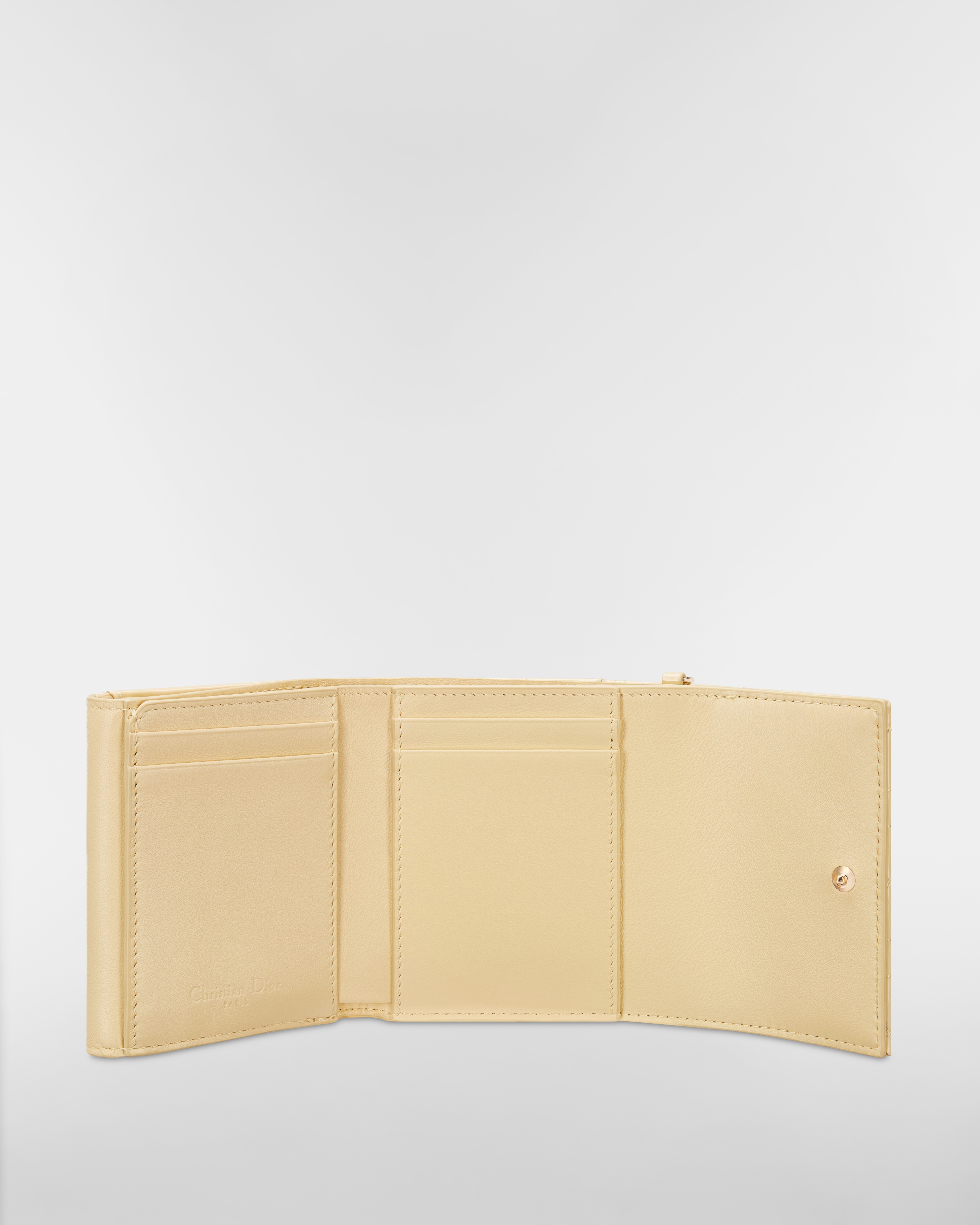 Lady Dior Lotus 지갑 페일 옐로우 페이턴트 까나쥬 송아지 가죽 E07