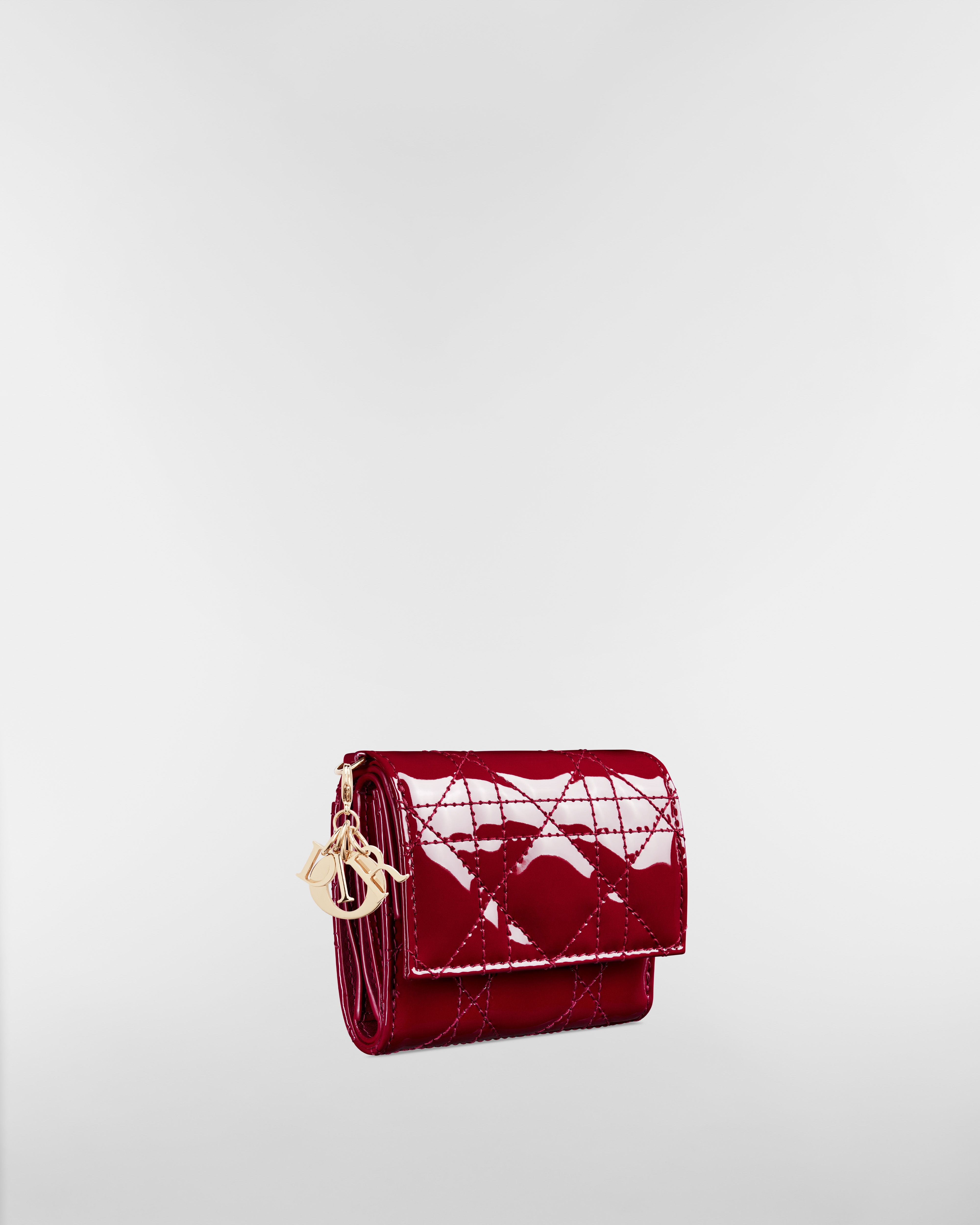 Lady Dior Lotus 지갑 체리 레드 페이턴트 까나쥬 송아지 가죽 E03