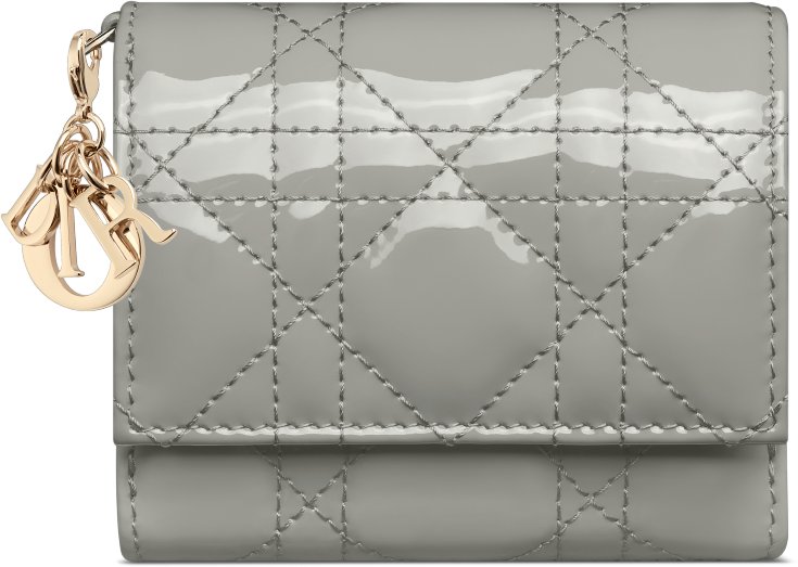 定価82,000円 DIOR 財布 ロータスウォレット 白く