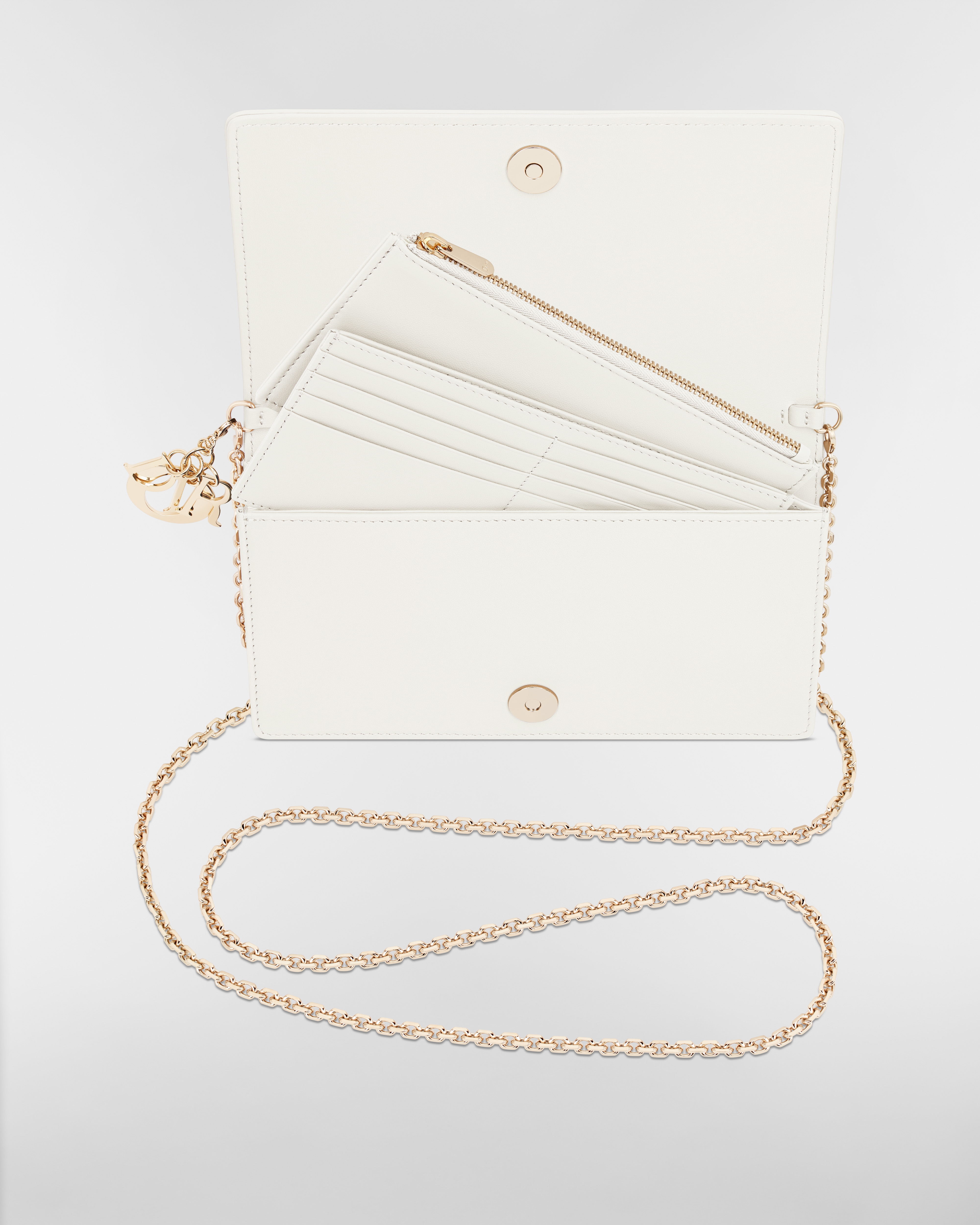 Lady Dior 체인 파우치 라떼 까나쥬 양가죽 E11