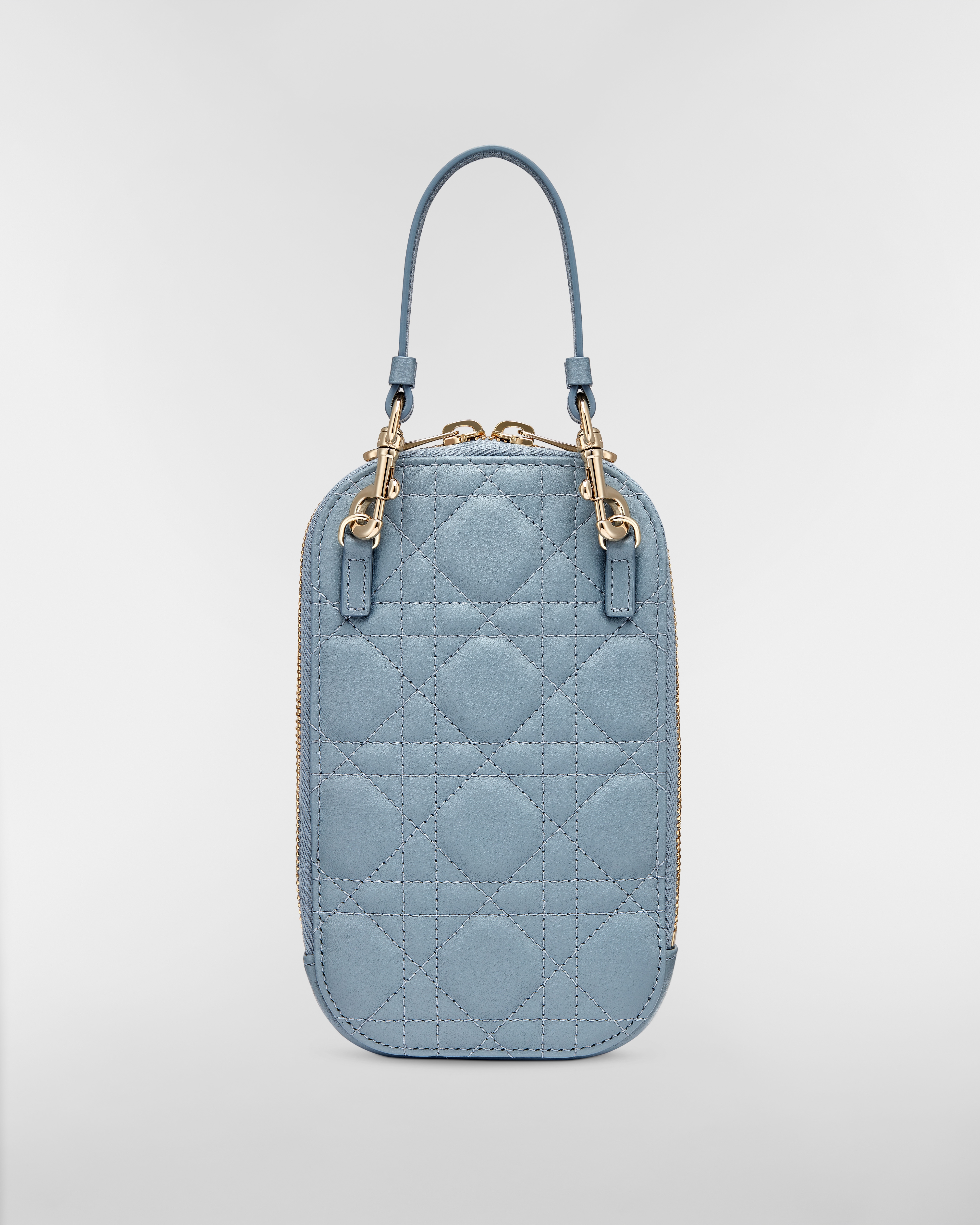 Lady Dior Call'in Dior 휴대폰 홀더 클라우드 블루 까나쥬 양가죽 E08